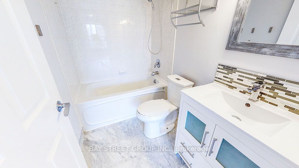 7 Lorraine Drive 1701 Property Photo 13