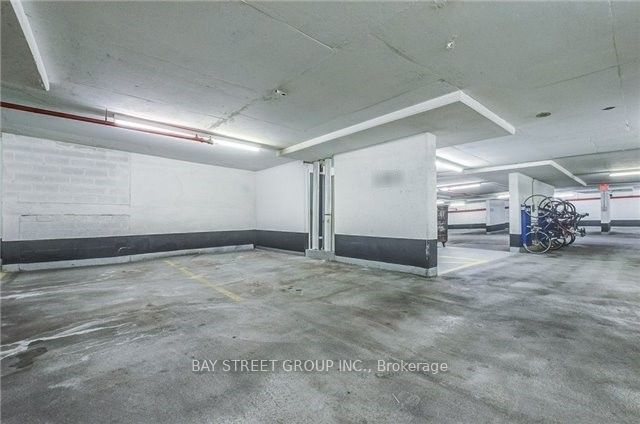 7 Lorraine Drive 1701 Property Photo 15