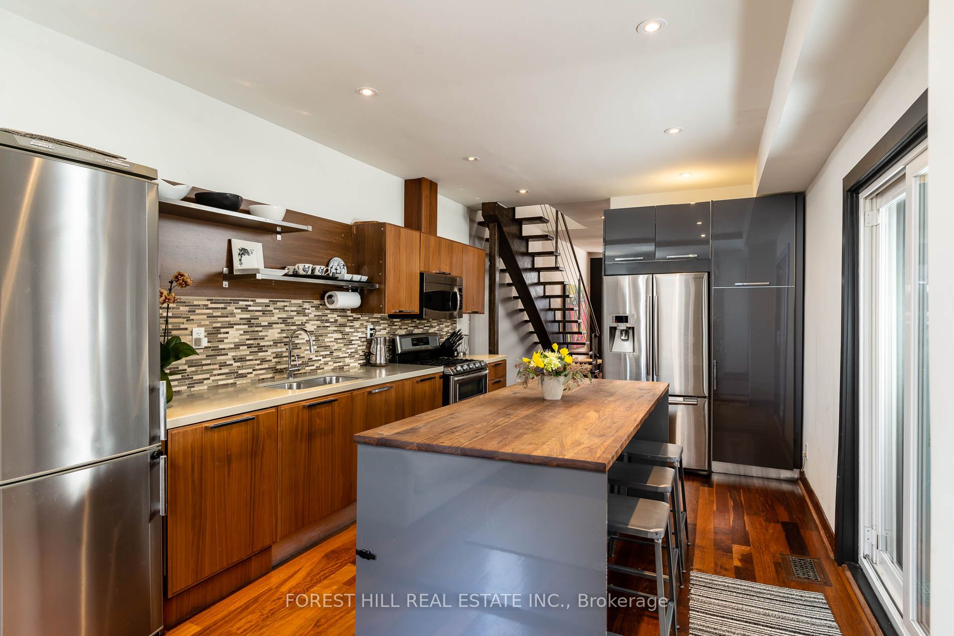 80 Northcote Avenue Property Photo 11
