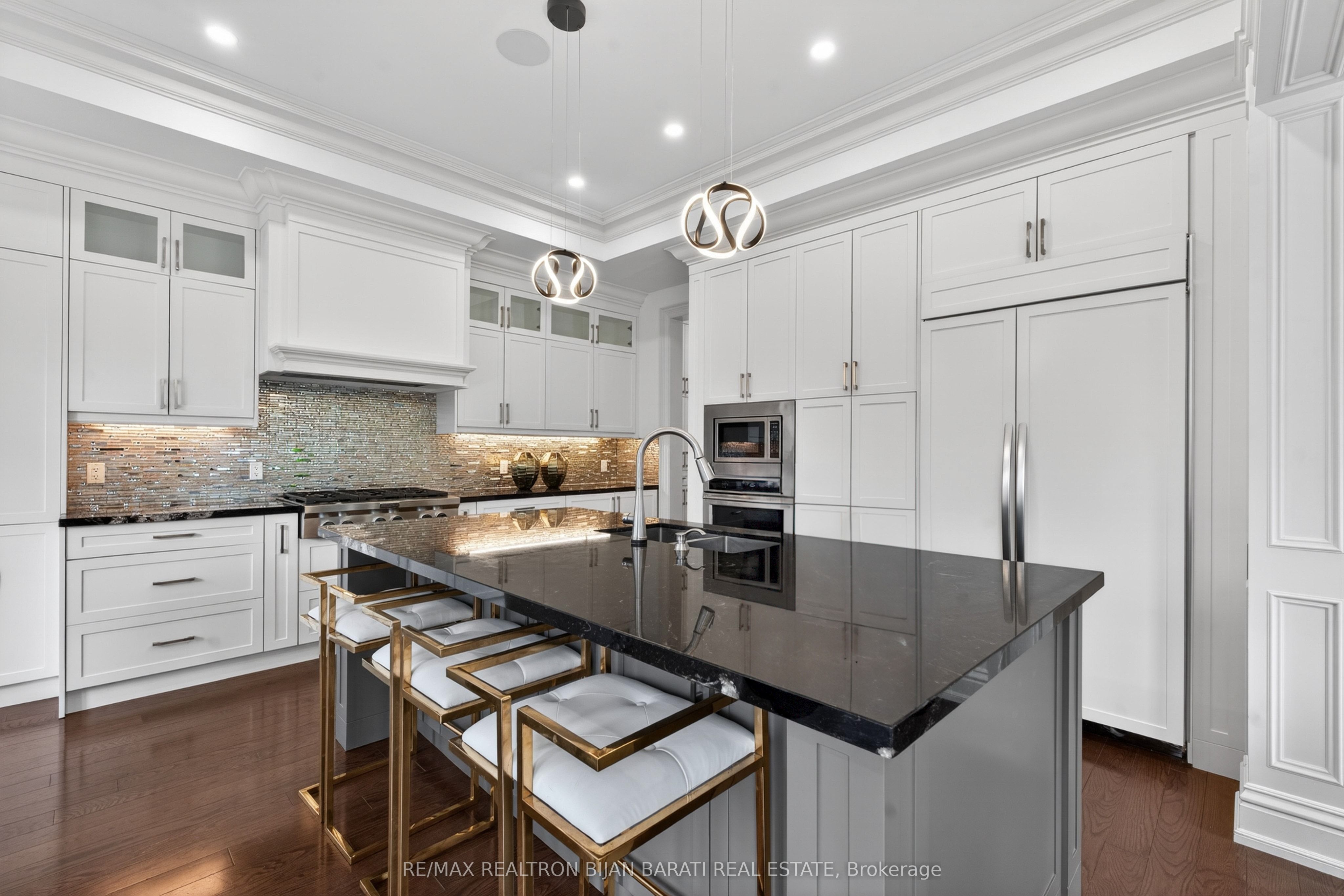 122 Holmes Avenue Property Photo 13