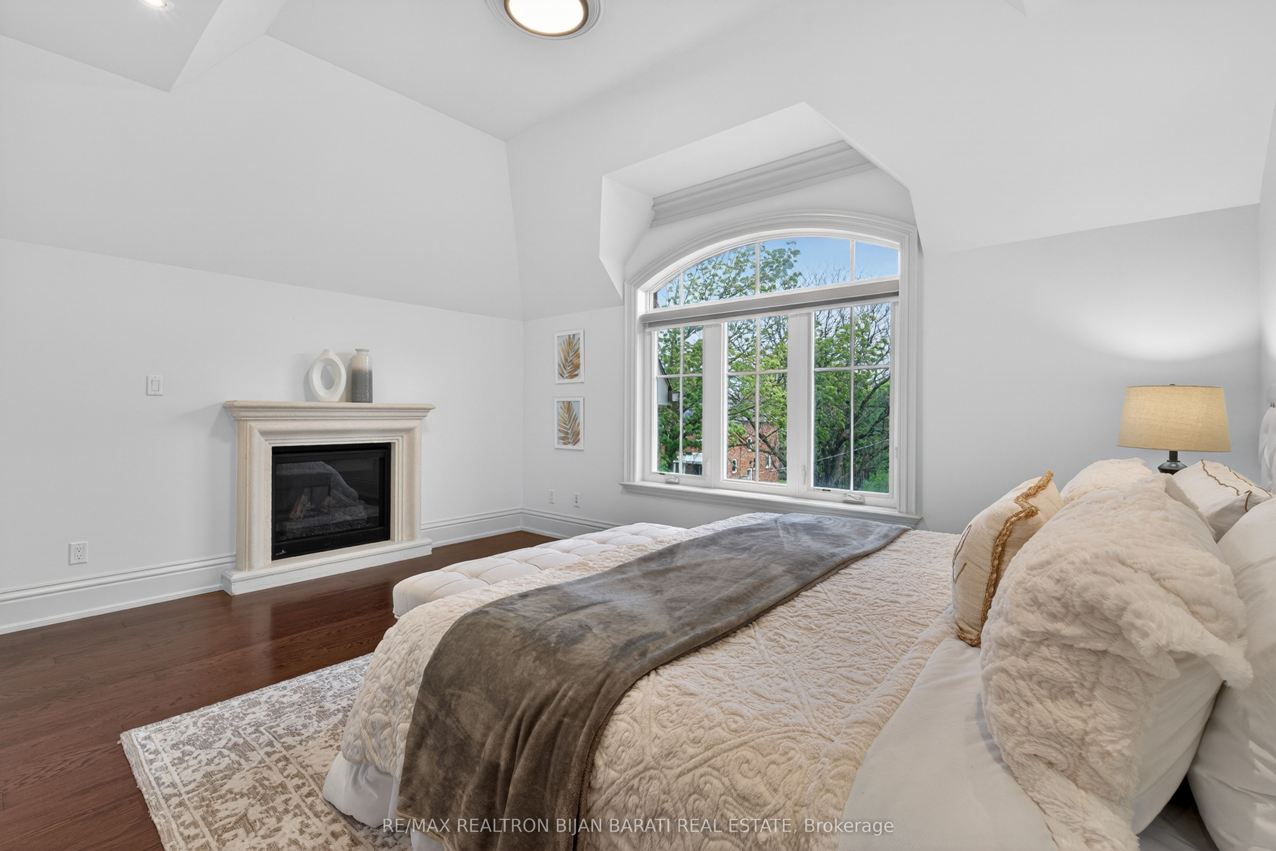 122 Holmes Avenue Property Photo 31