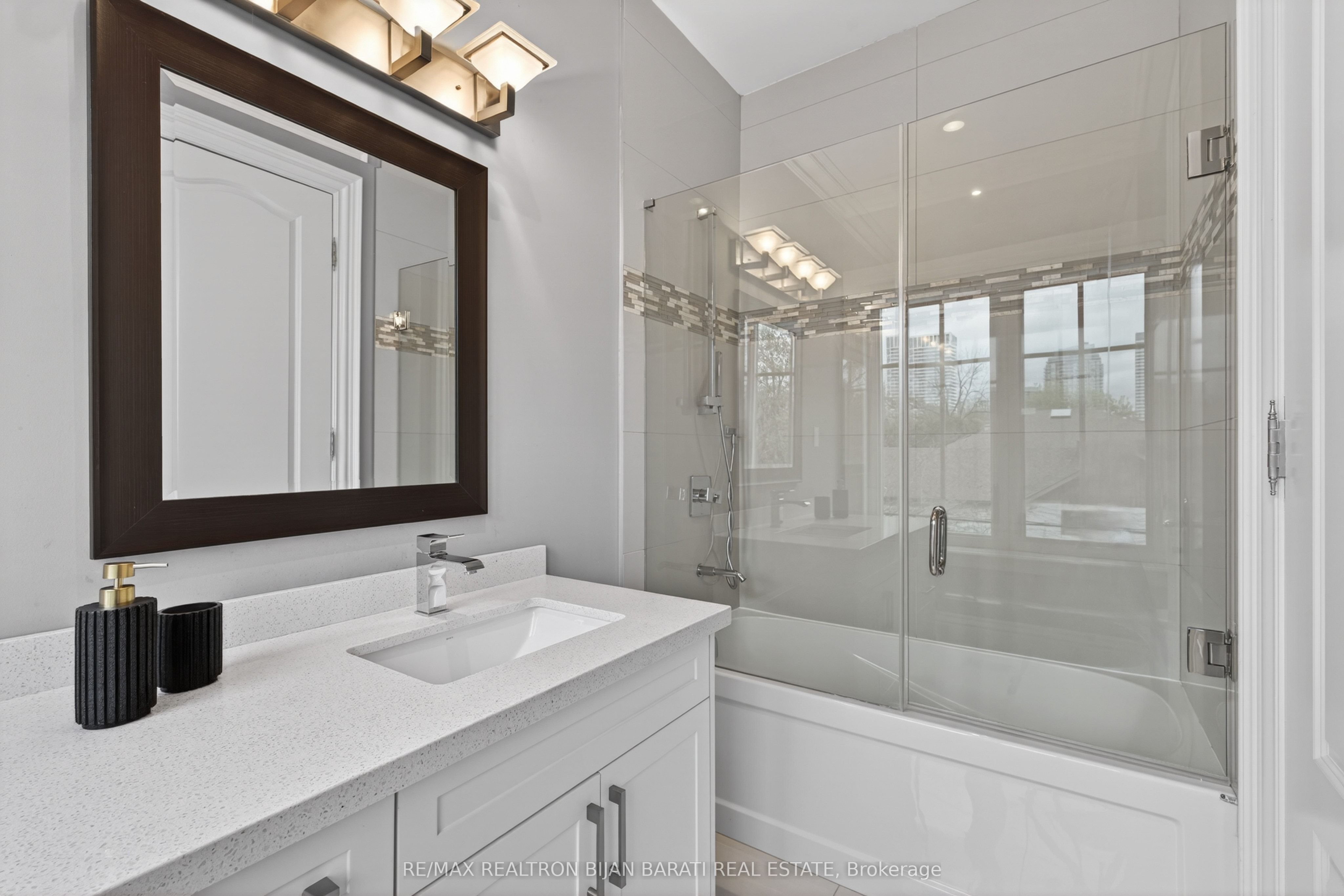122 Holmes Avenue Property Photo 32