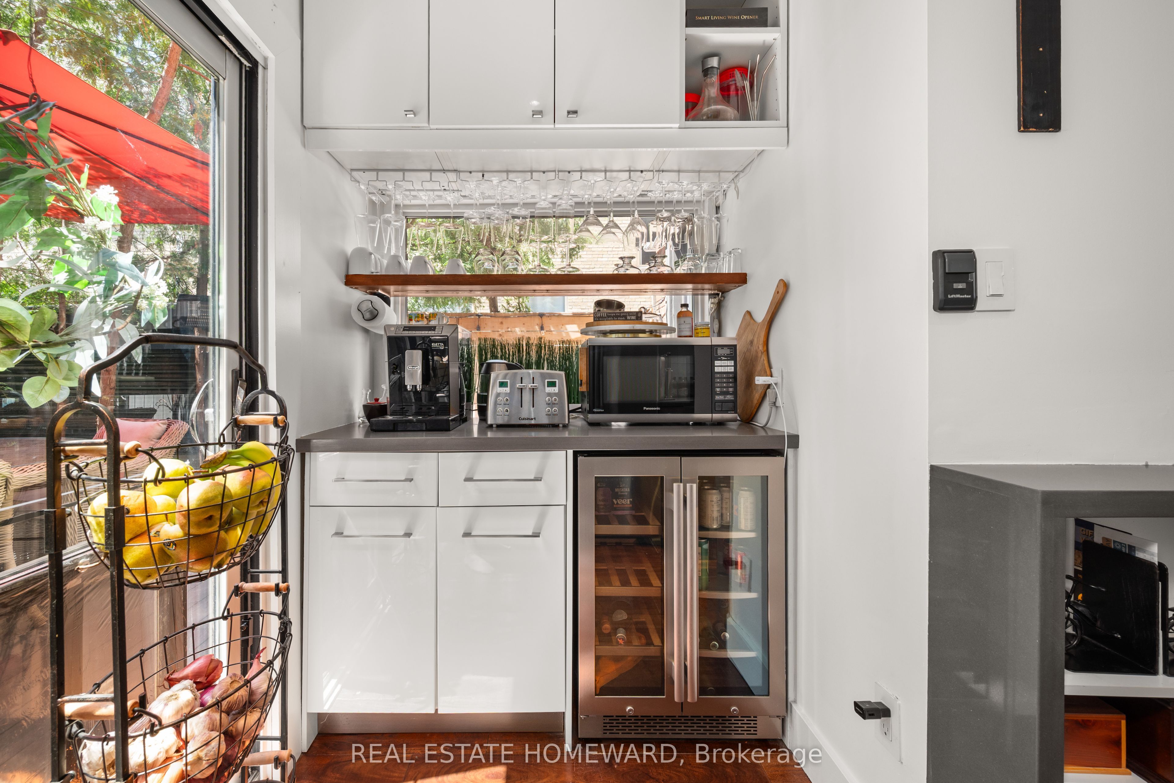 157 Ranleigh Avenue Property Photo 16