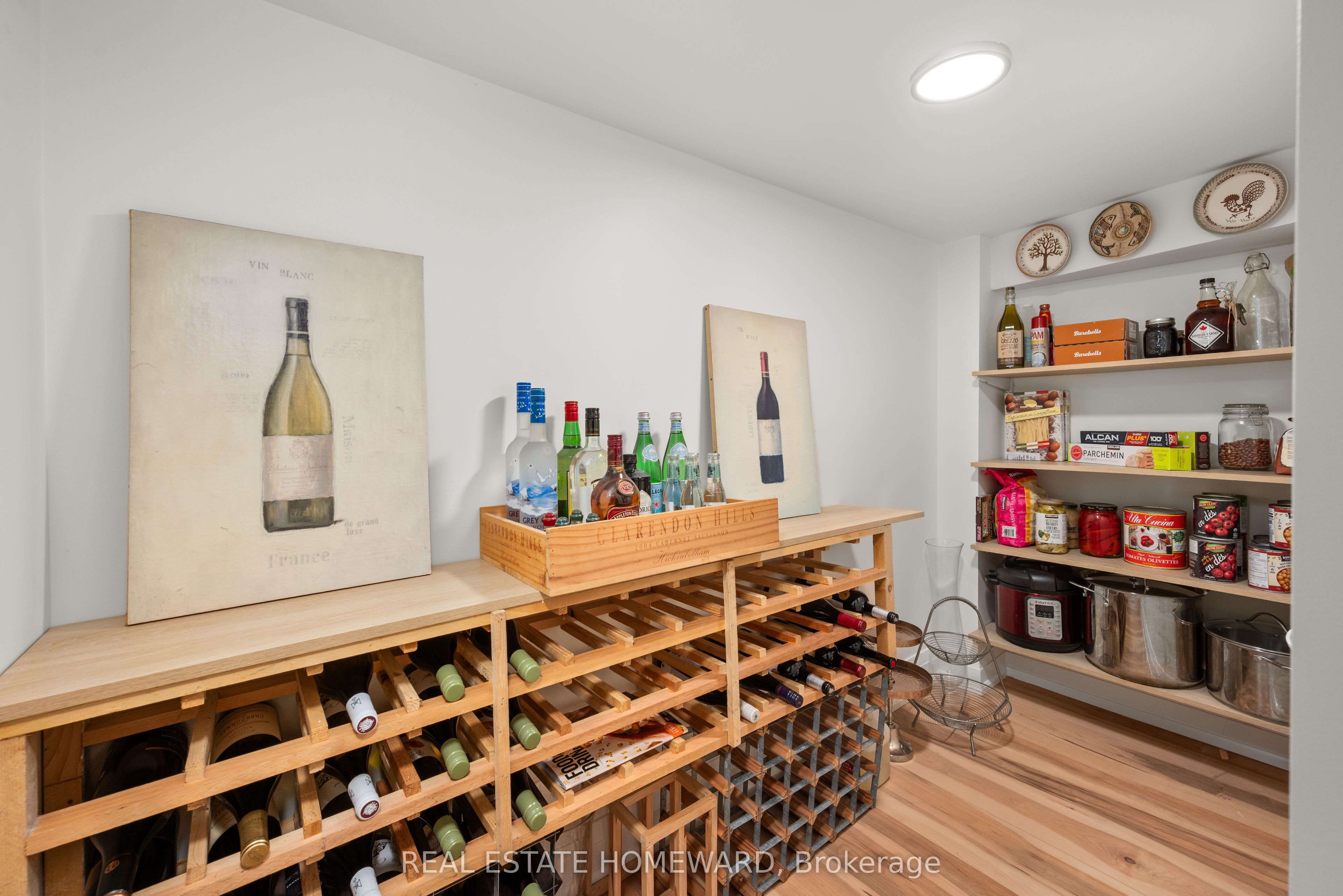 157 Ranleigh Avenue Property Photo 40