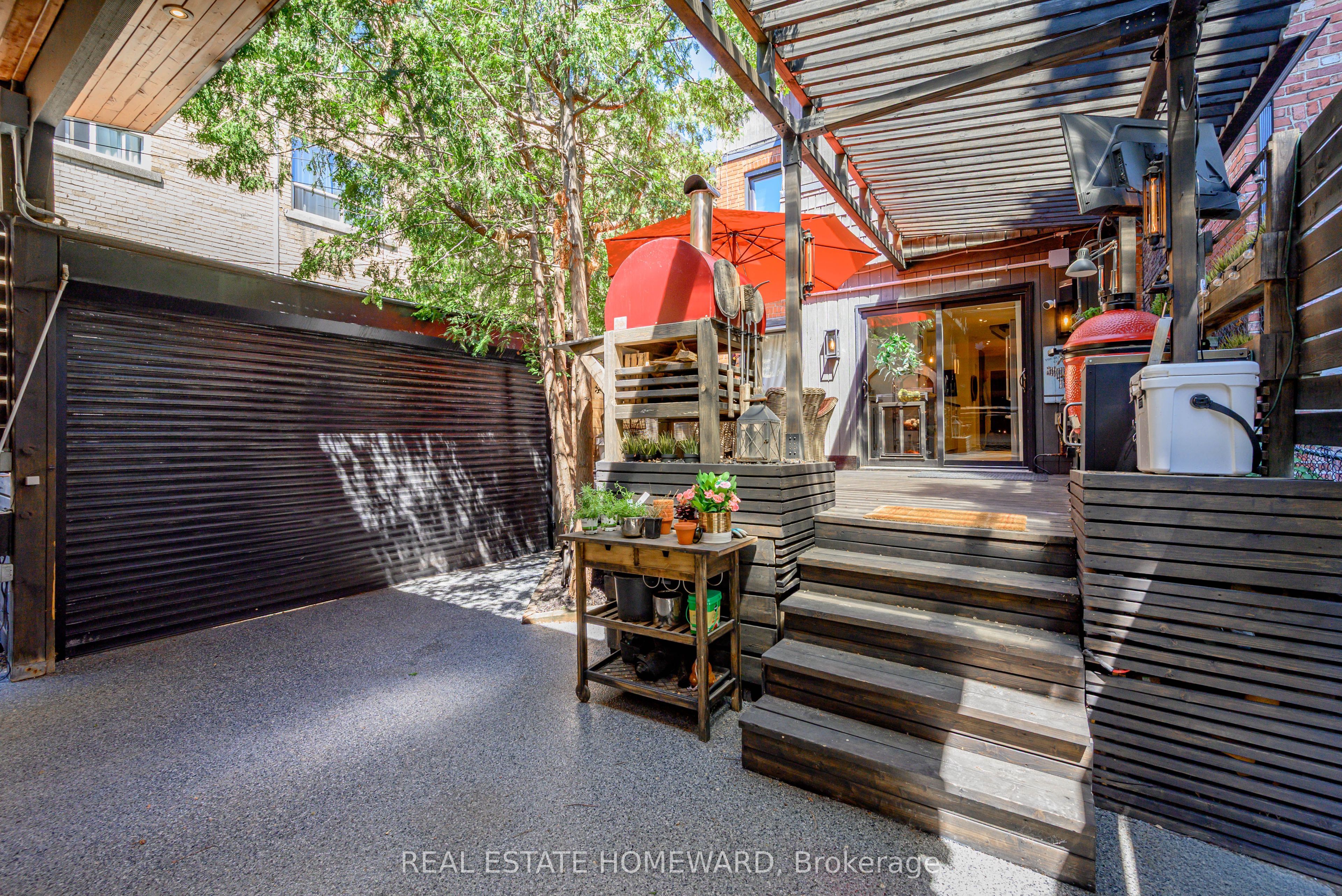 157 Ranleigh Avenue Property Photo 47