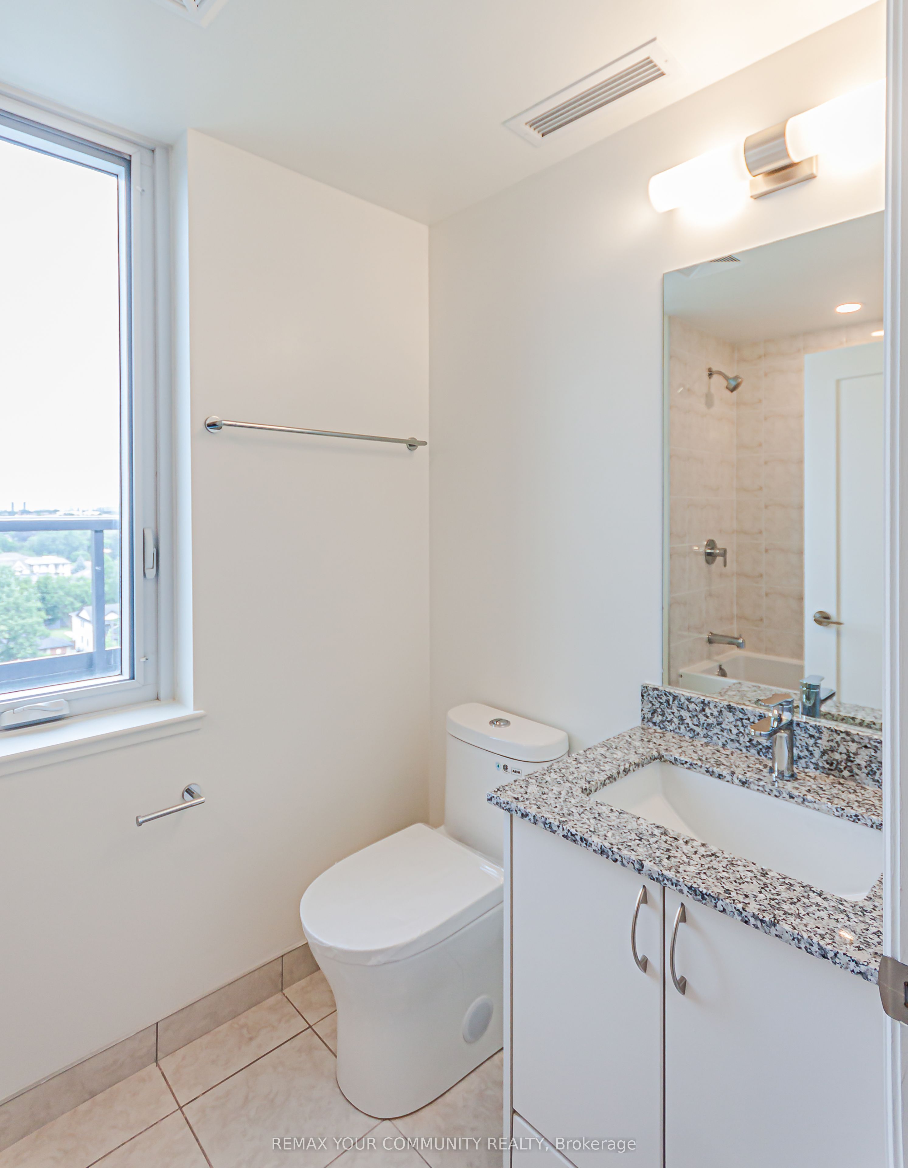 700 Sheppard Avenue W 905 Property Photo 15