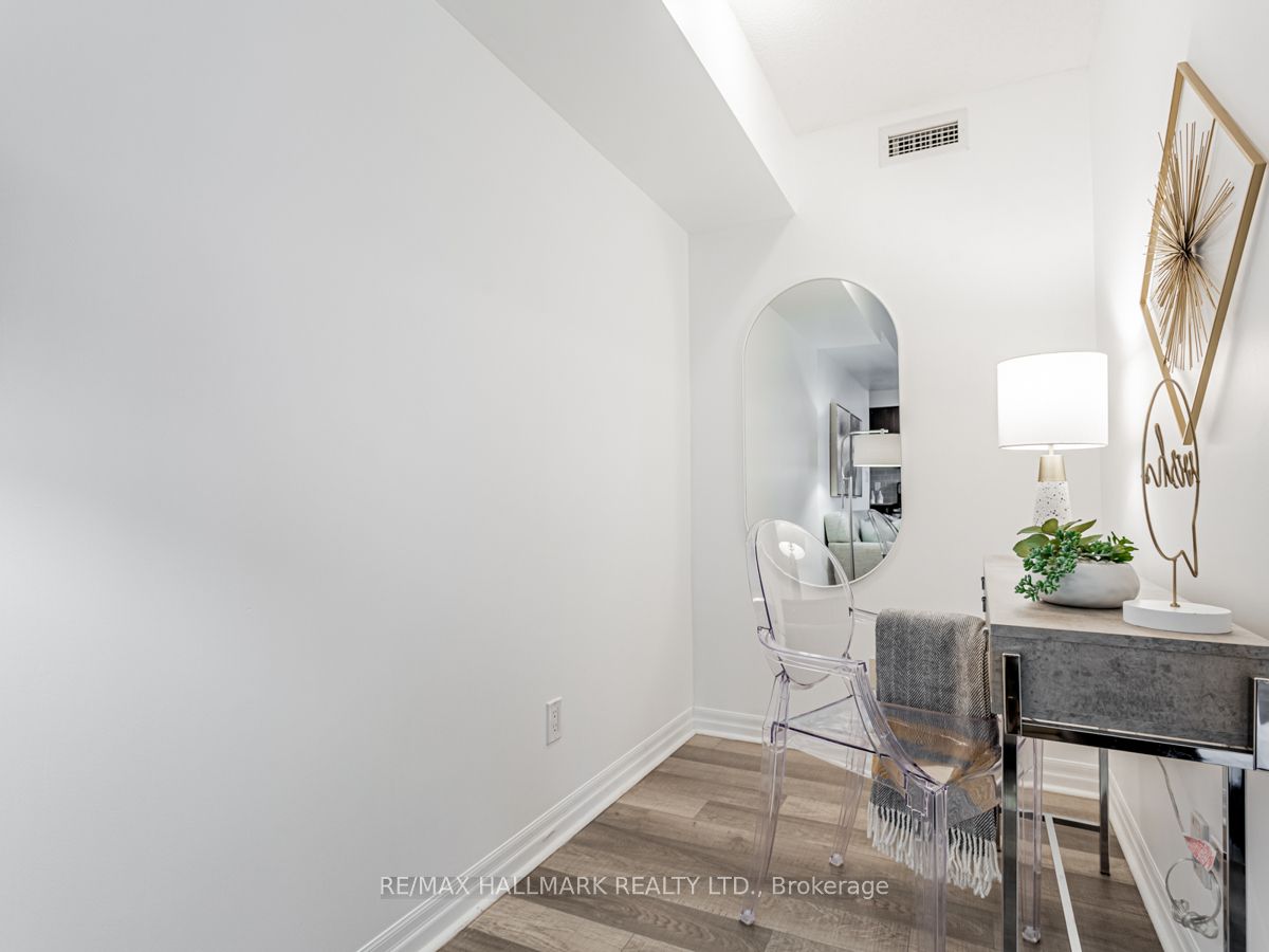 2015 Sheppard Avenue E 1905 Property Photo 9