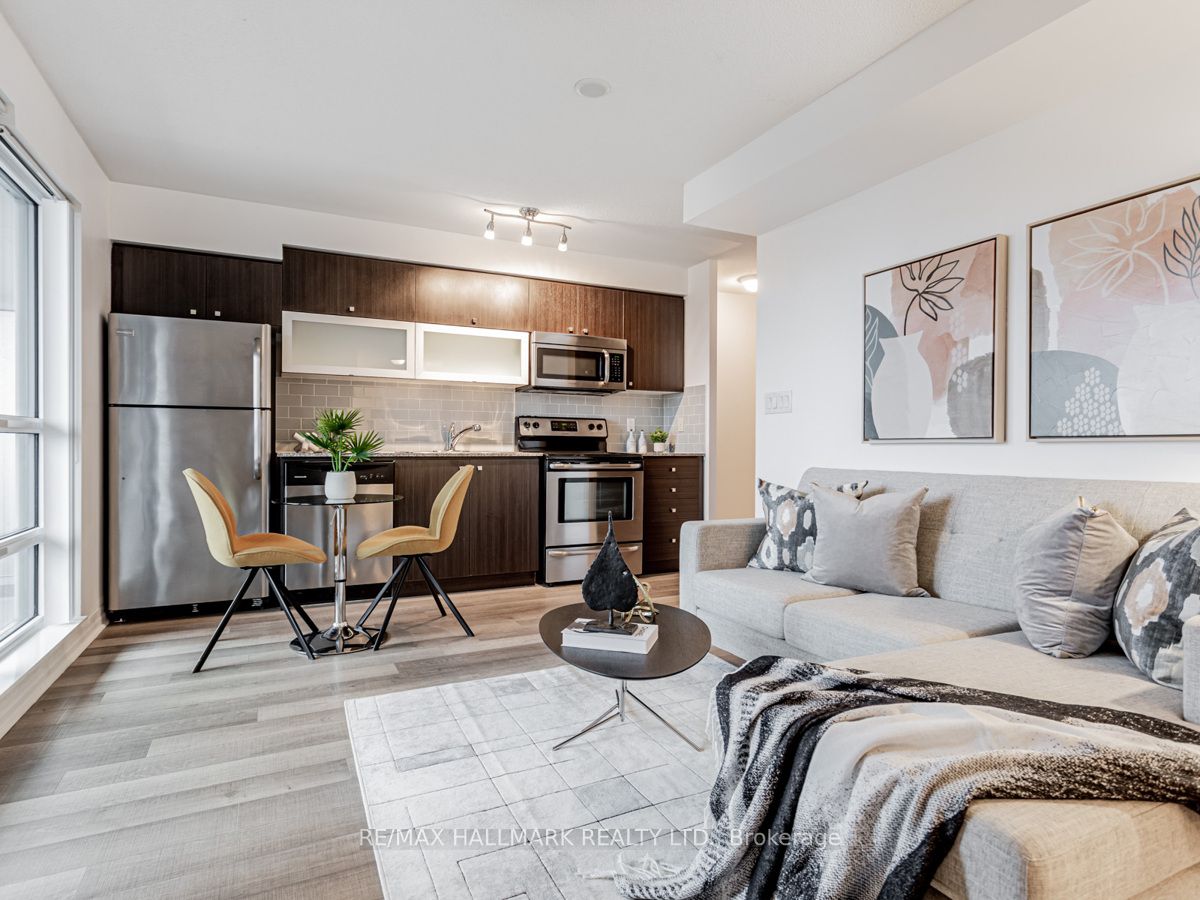 2015 Sheppard Avenue E 1905 Property Photo 16