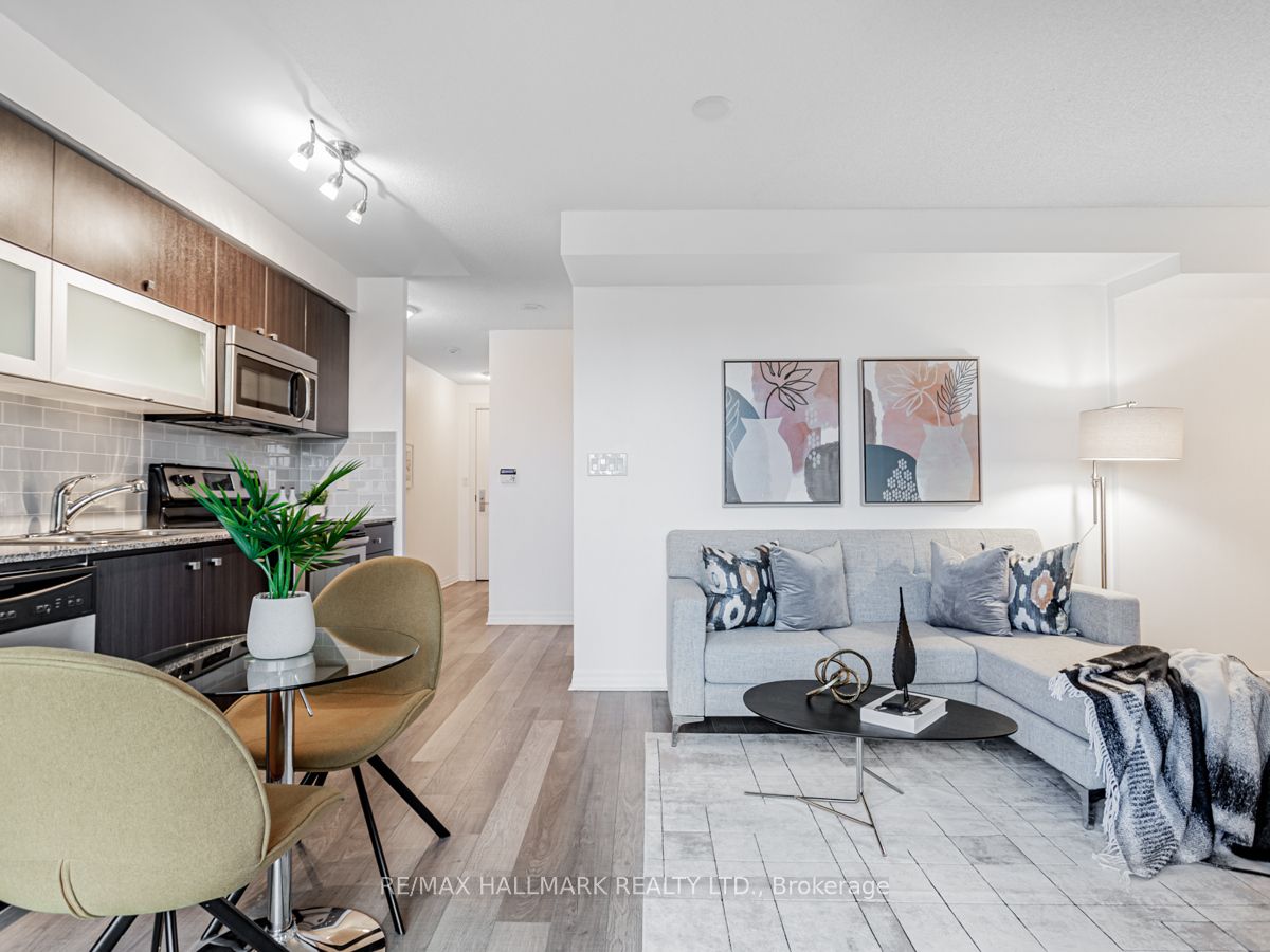 2015 Sheppard Avenue E 1905 Property Photo 17