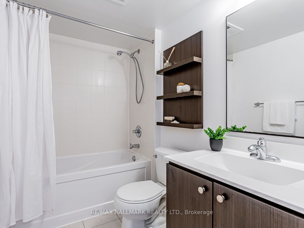 2015 Sheppard Avenue E 1905 Property Photo 18