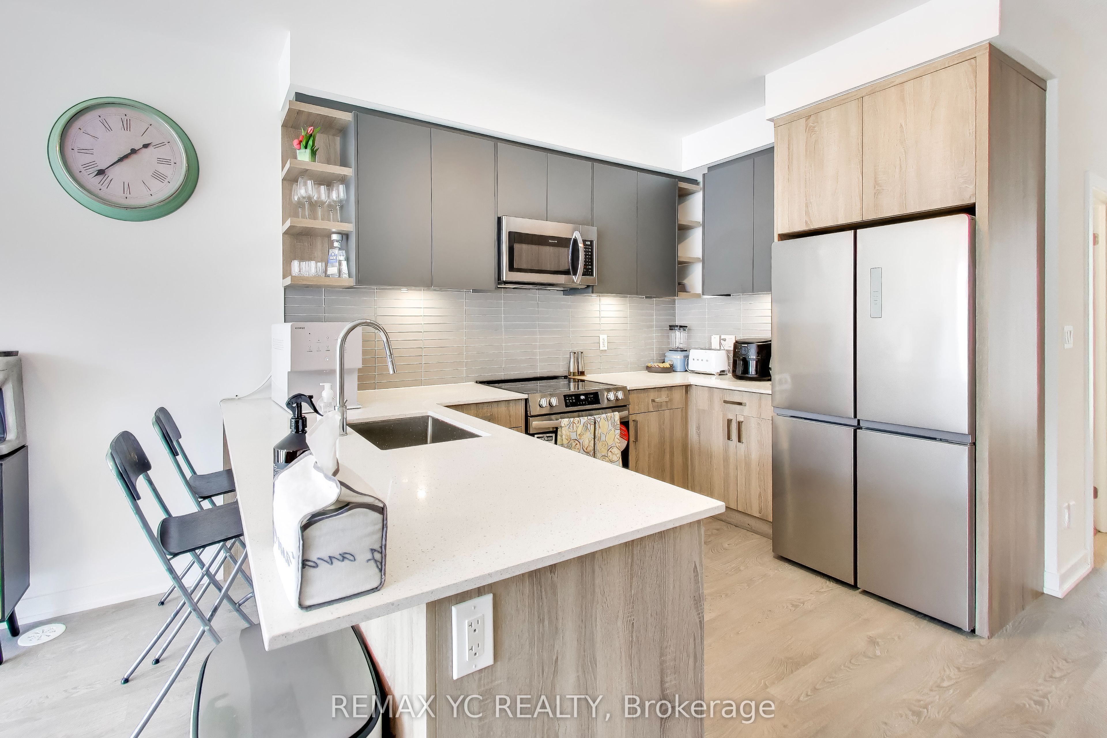 18 Deep Roots Terrace Property Photo 6