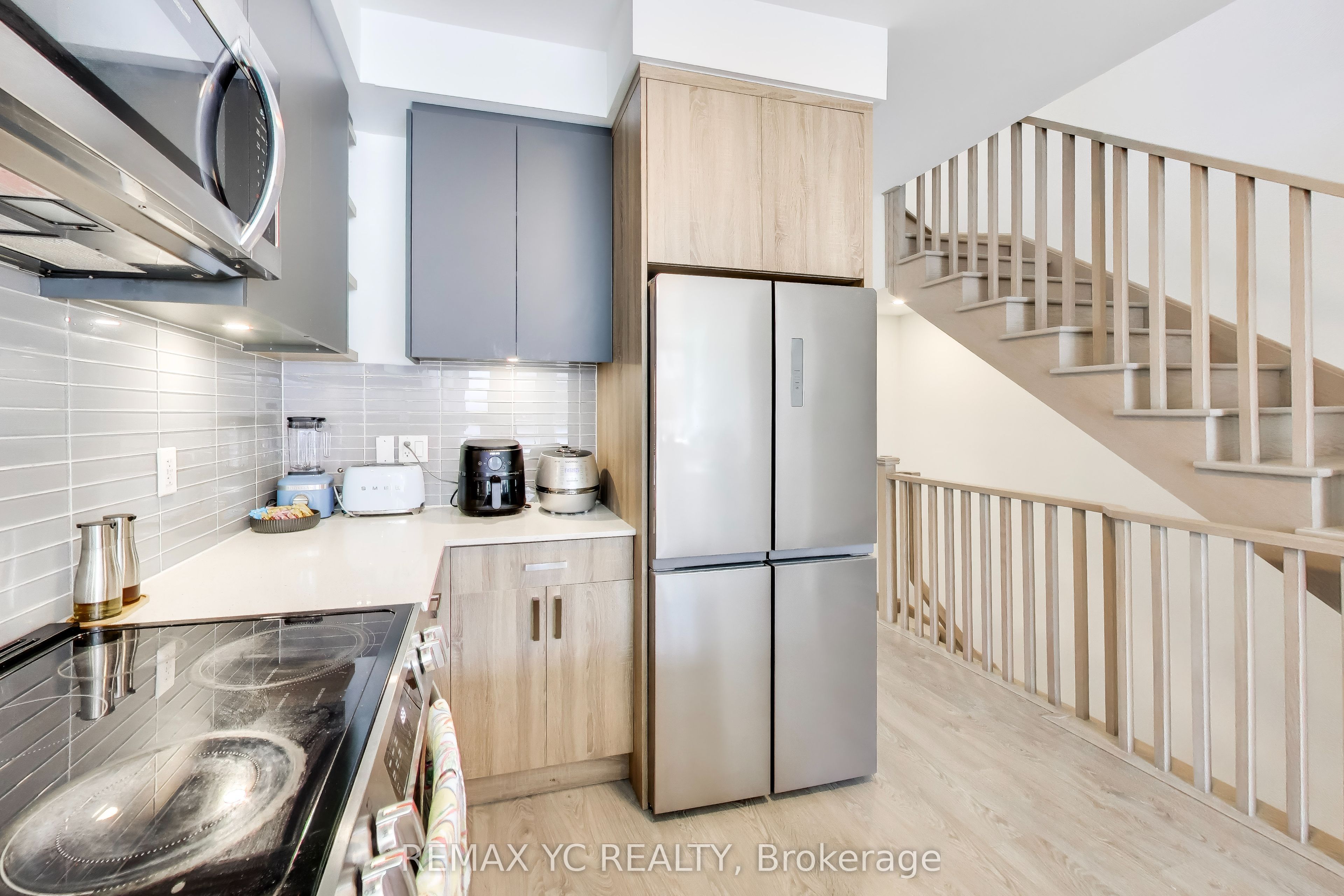 18 Deep Roots Terrace Property Photo 8