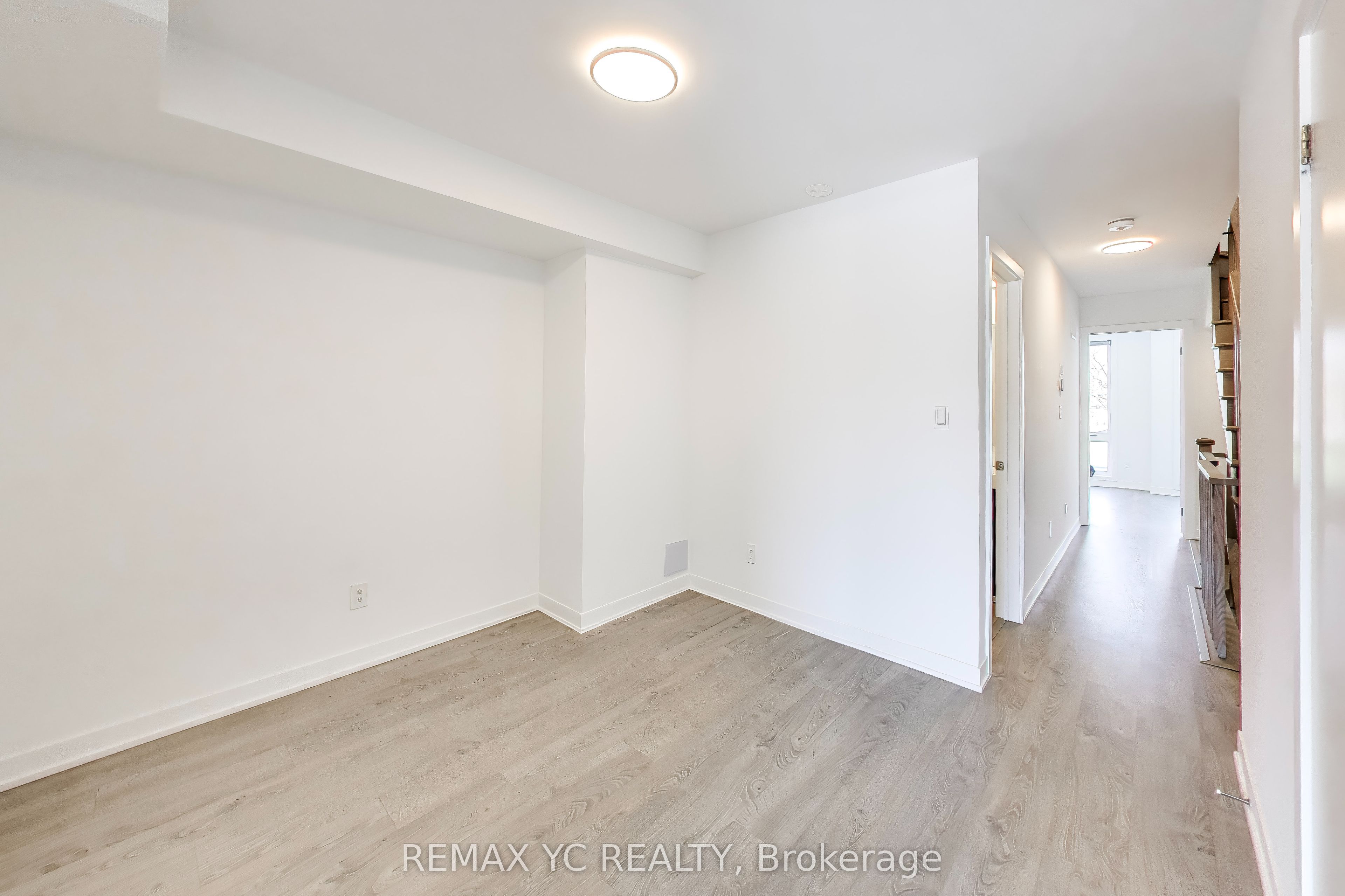 18 Deep Roots Terrace Property Photo 14