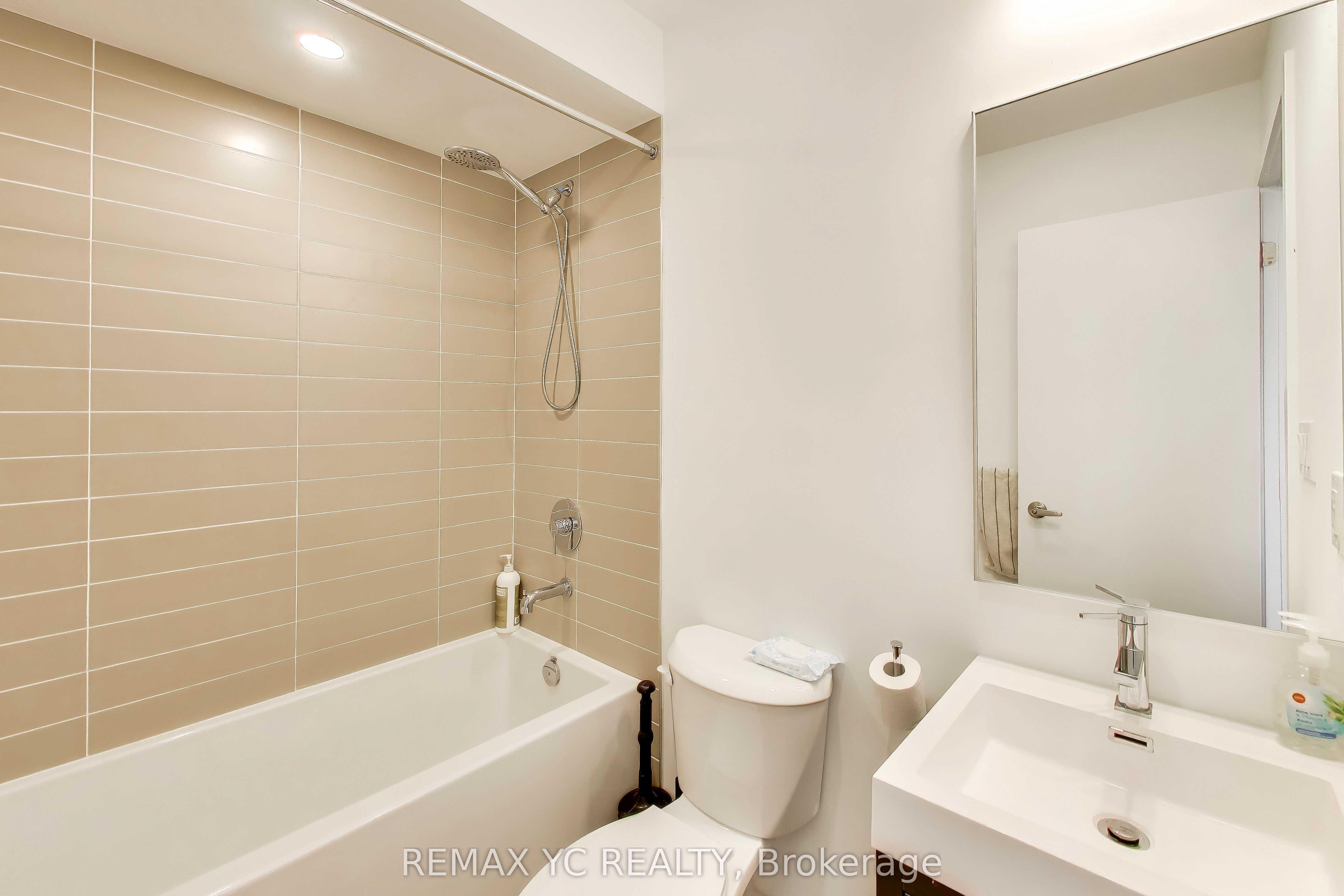 18 Deep Roots Terrace Property Photo 18