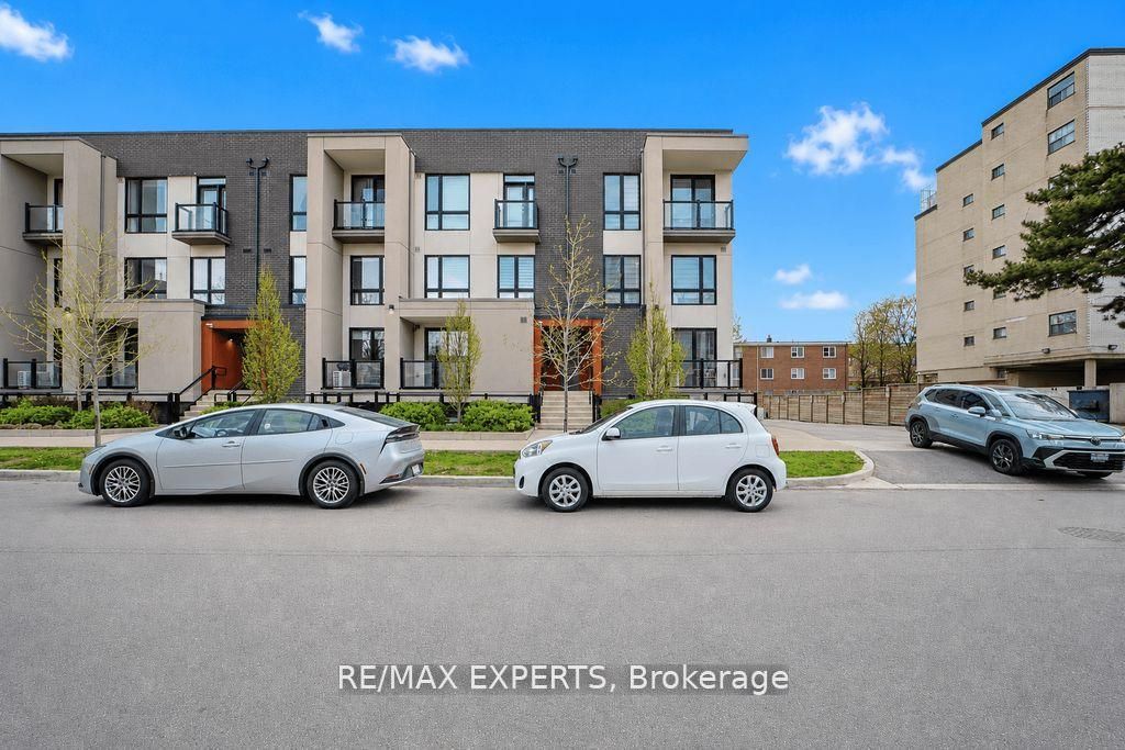 8 Marquette Avenue 7 Property Photo 25