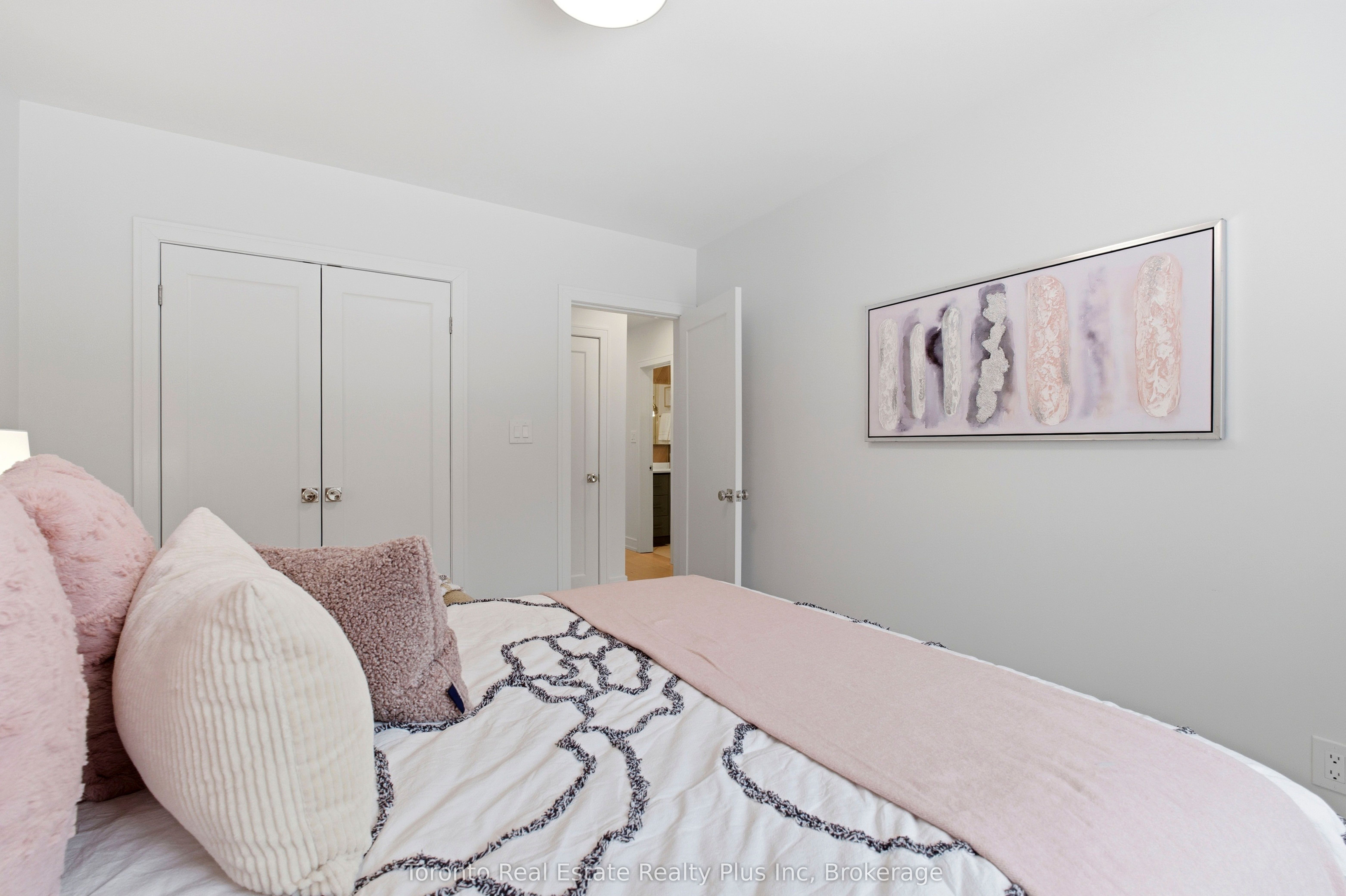 3 Blithfield Avenue Property Photo 7