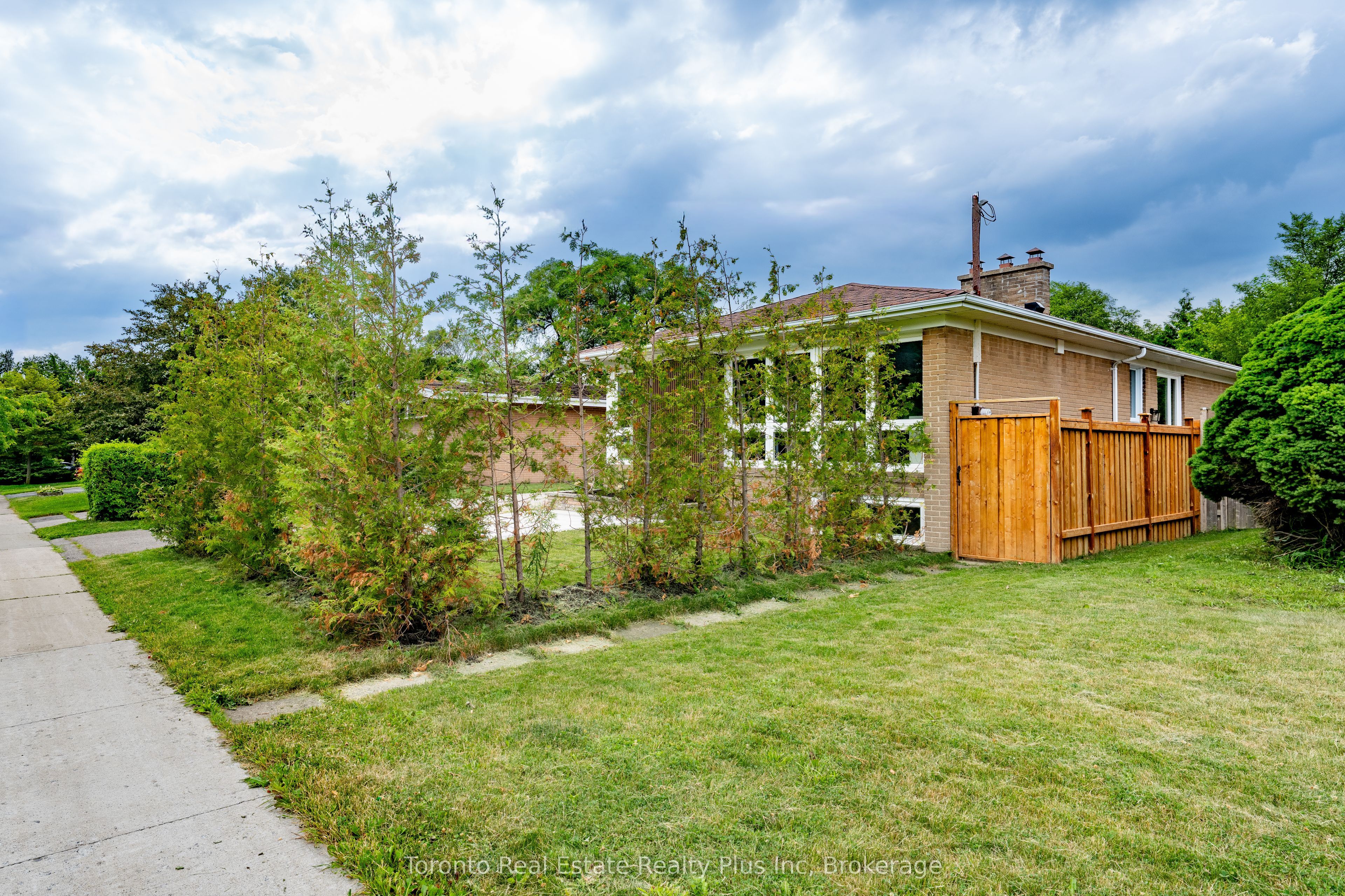 3 Blithfield Avenue Property Photo 32