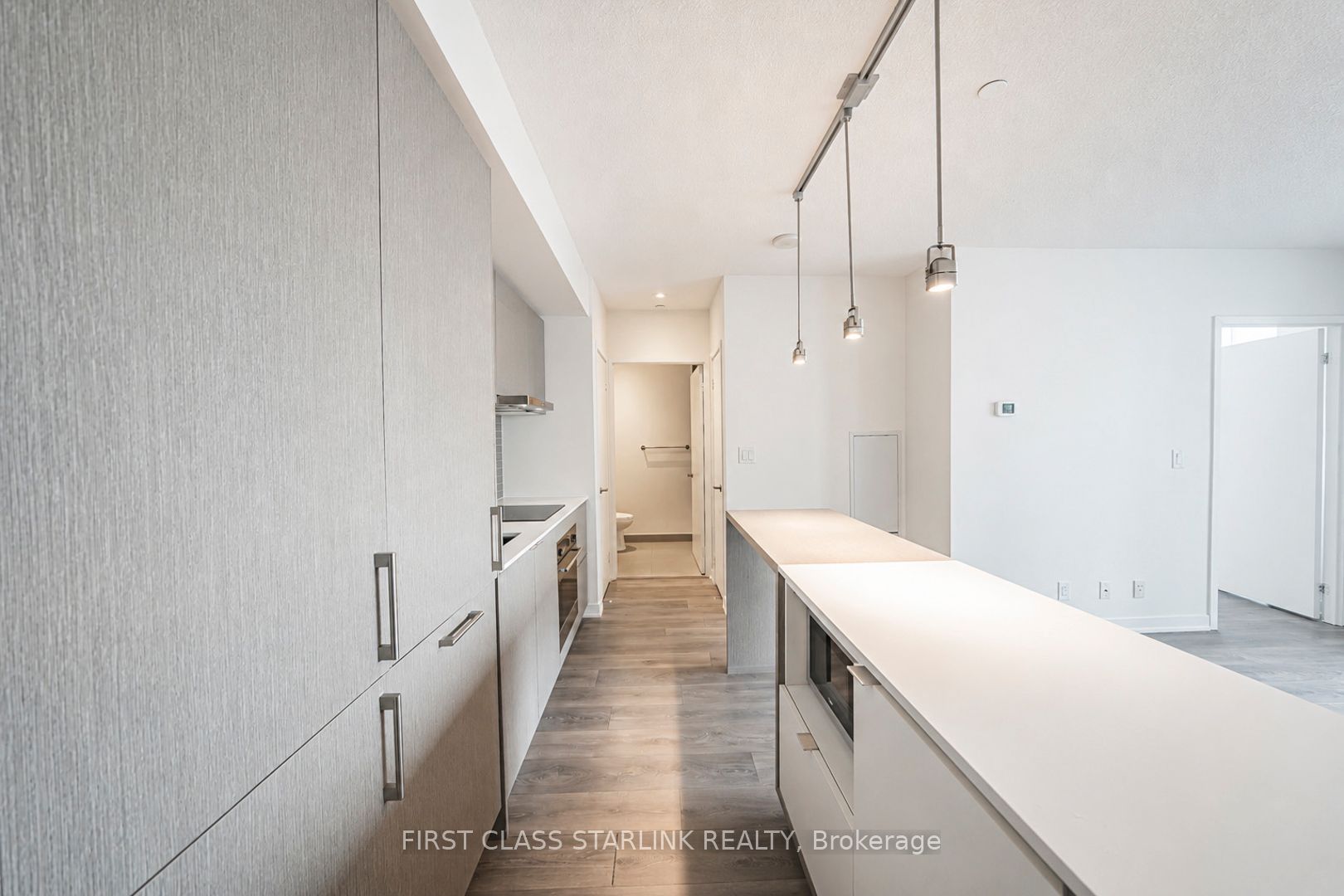 100 Harbour Street 2801 Property Photo 18