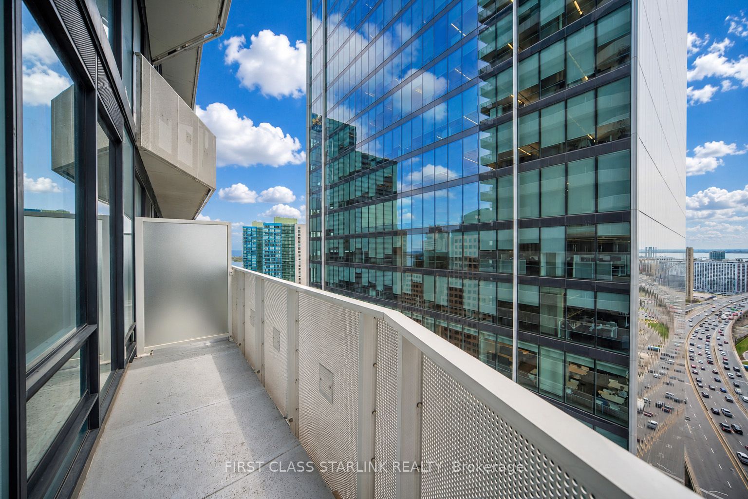 100 Harbour Street 2801 Property Photo 41