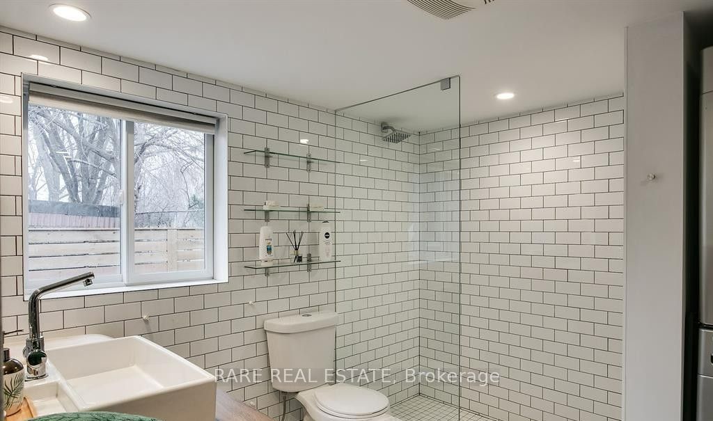 61 Shannon Street Property Photo 46