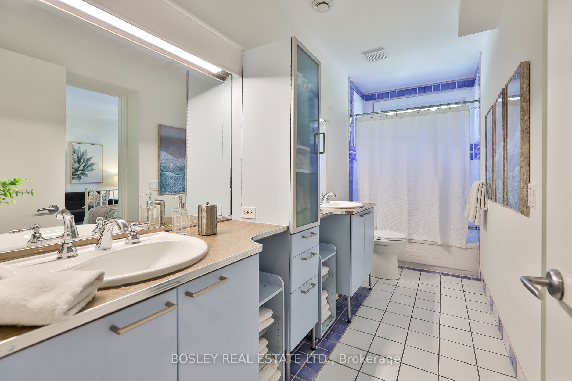 301 Keewatin Avenue Property Photo 27