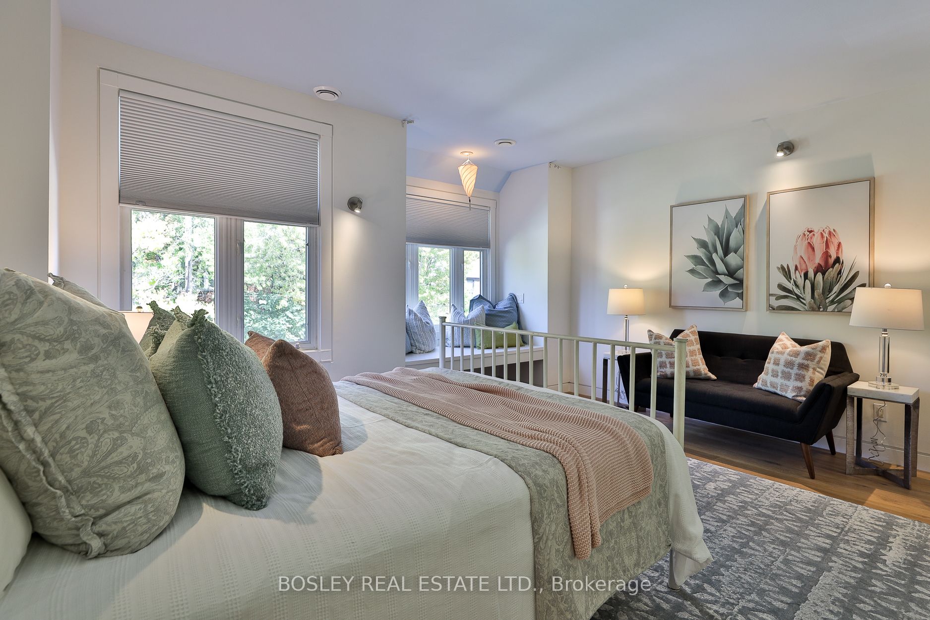 301 Keewatin Avenue Property Photo 29
