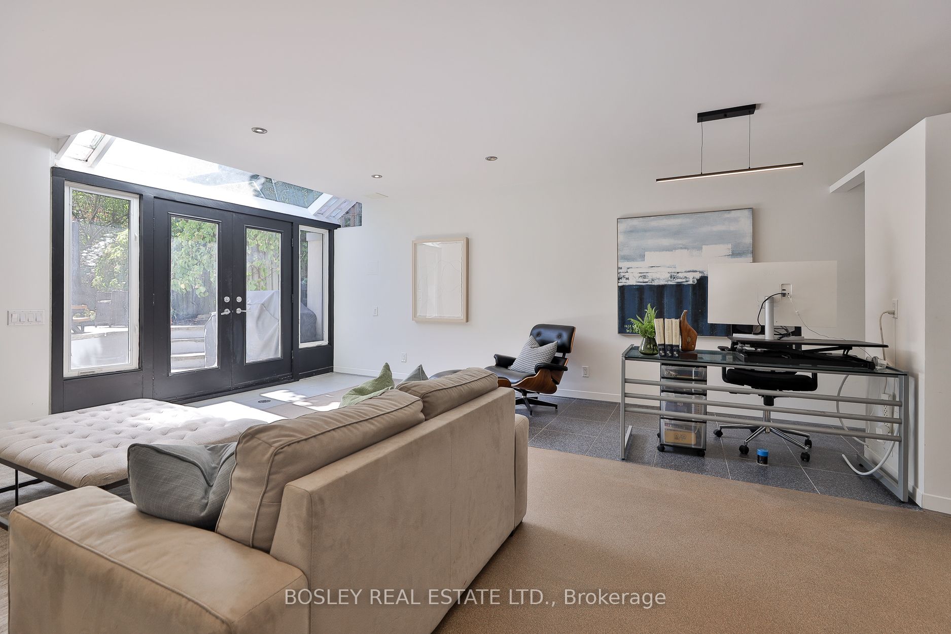 301 Keewatin Avenue Property Photo 43