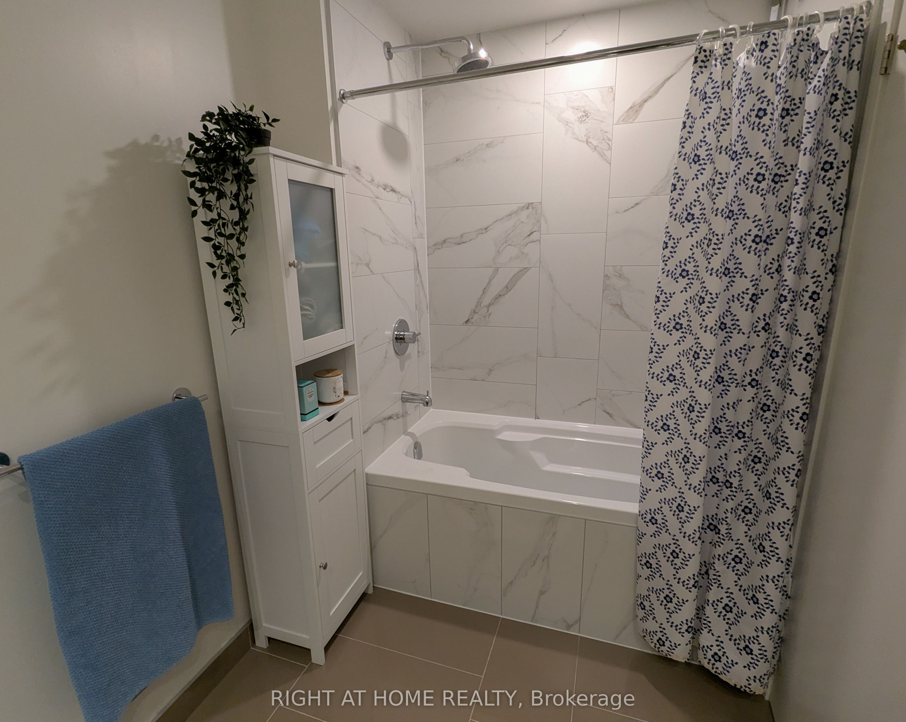 15 Lower Jarvis Street 609 Property Photo 16