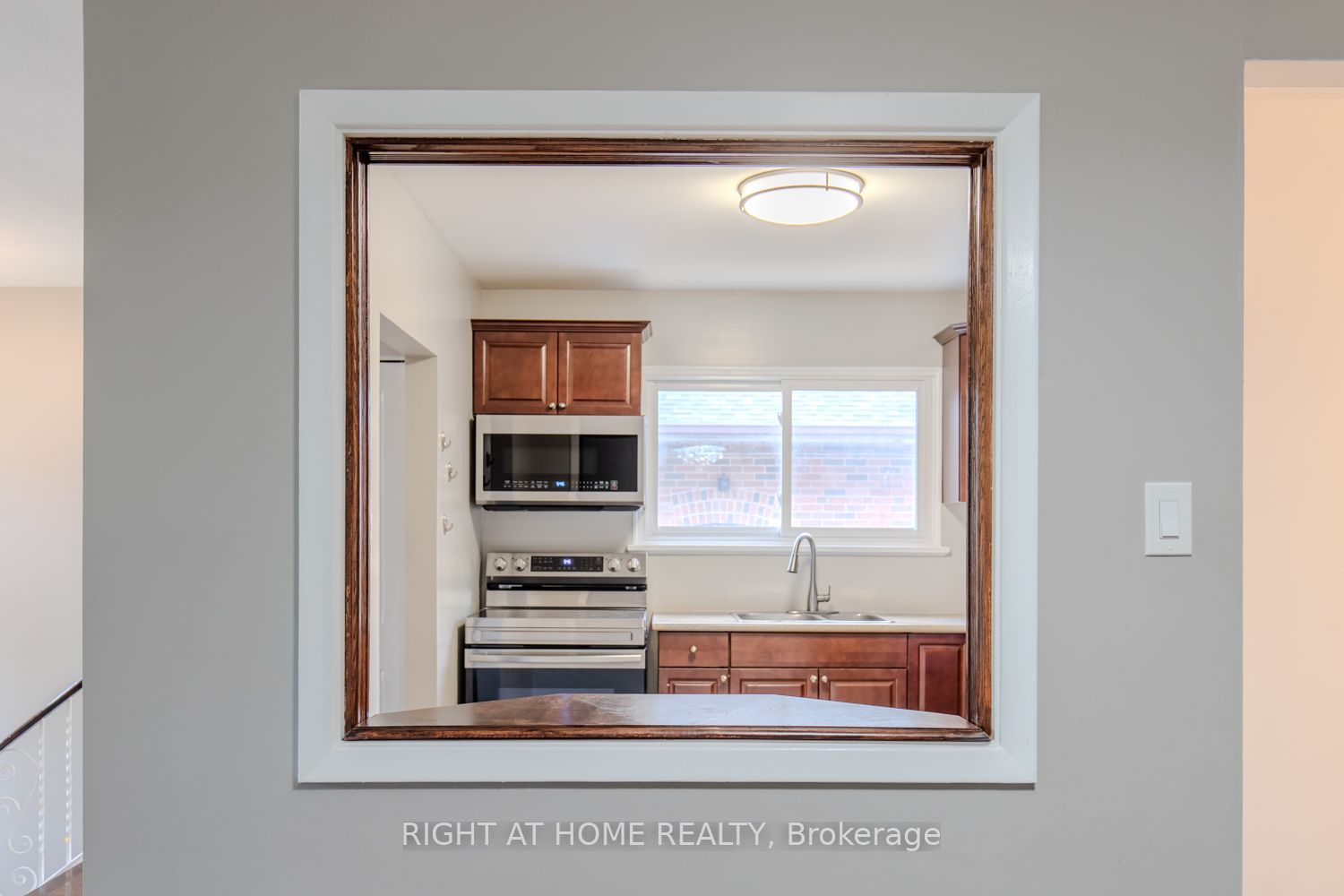 12 Murellen Crescent Property Photo 6