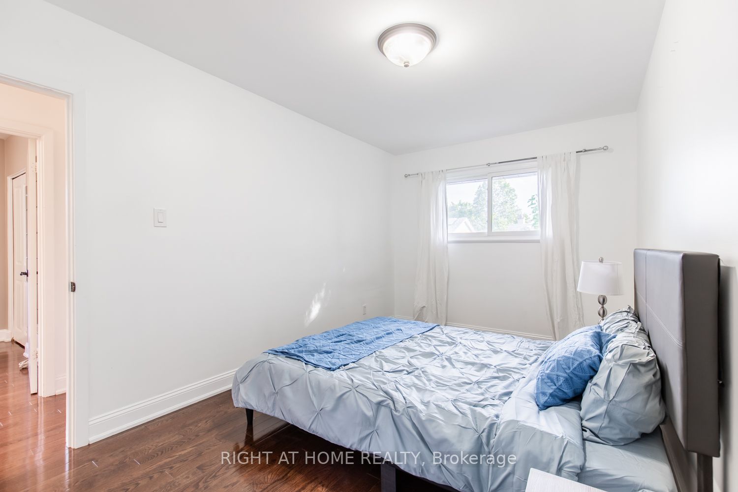 12 Murellen Crescent Property Photo 16