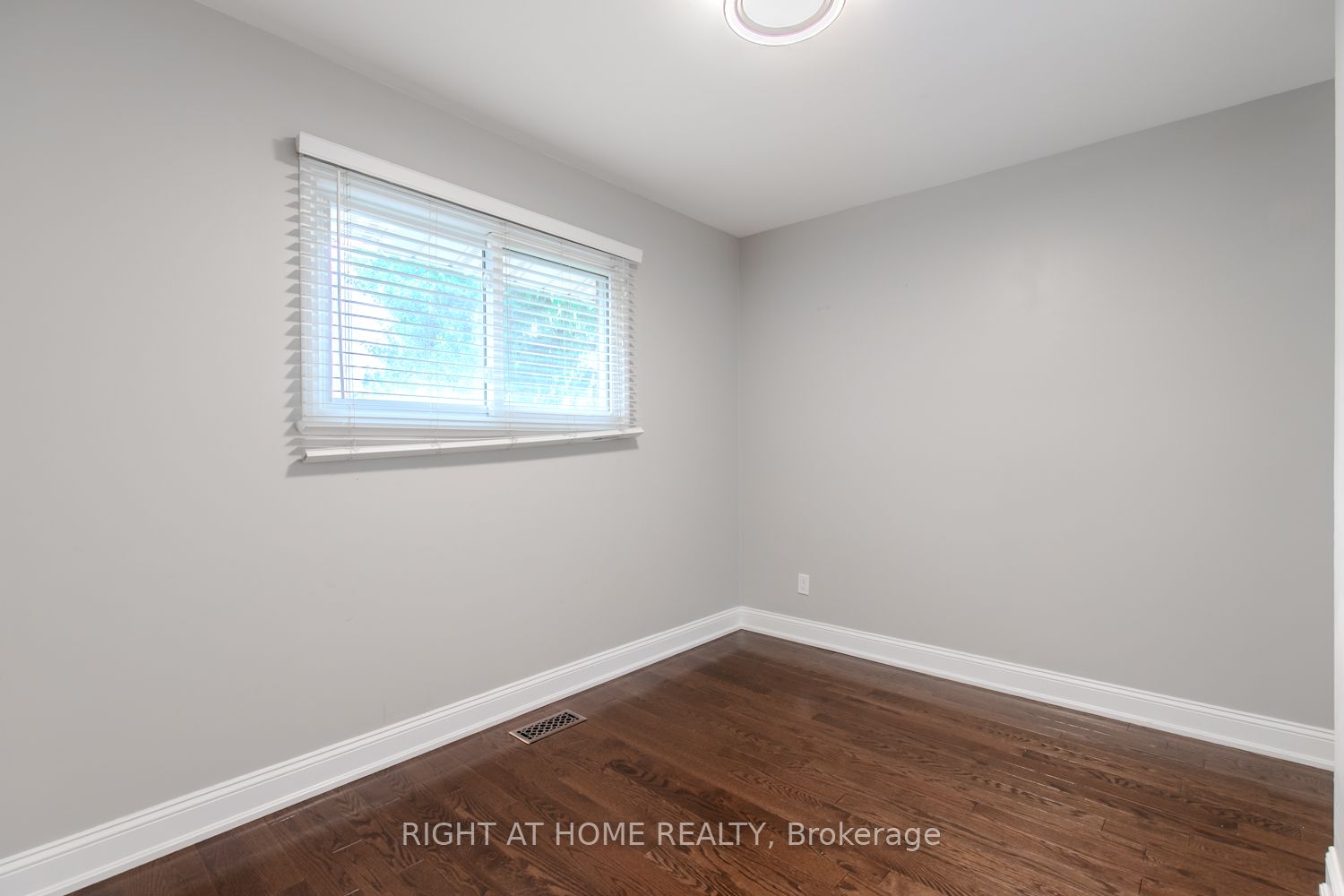 12 Murellen Crescent Property Photo 25