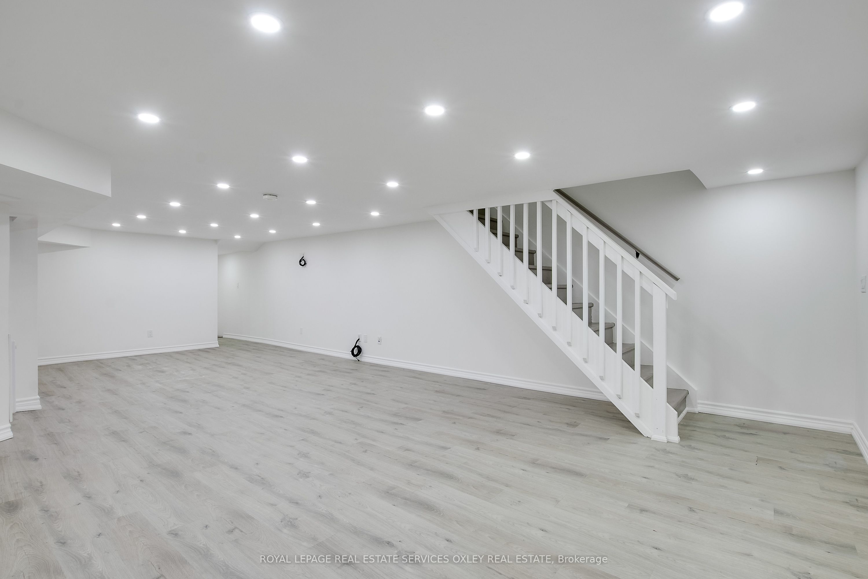 6 Jean Street Property Photo 33