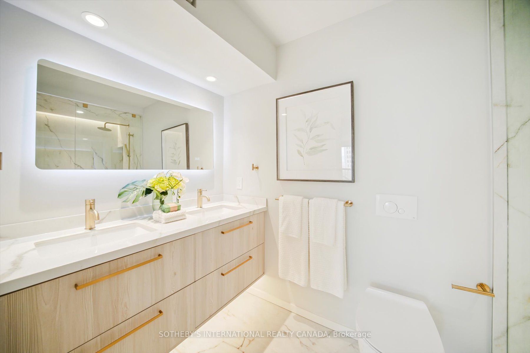 65 Harbour Square 1110 Property Photo 14