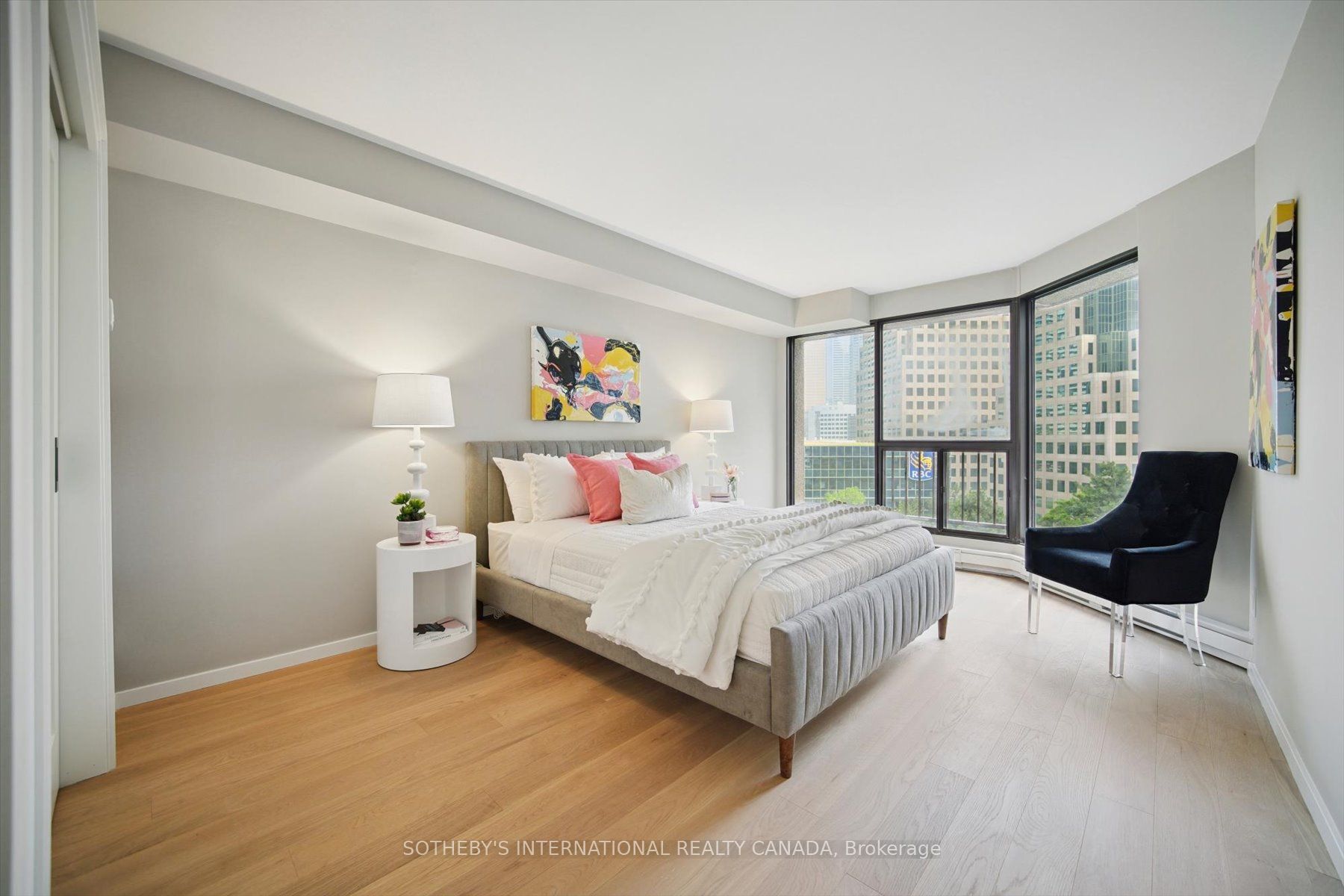 65 Harbour Square 1110 Property Photo 17