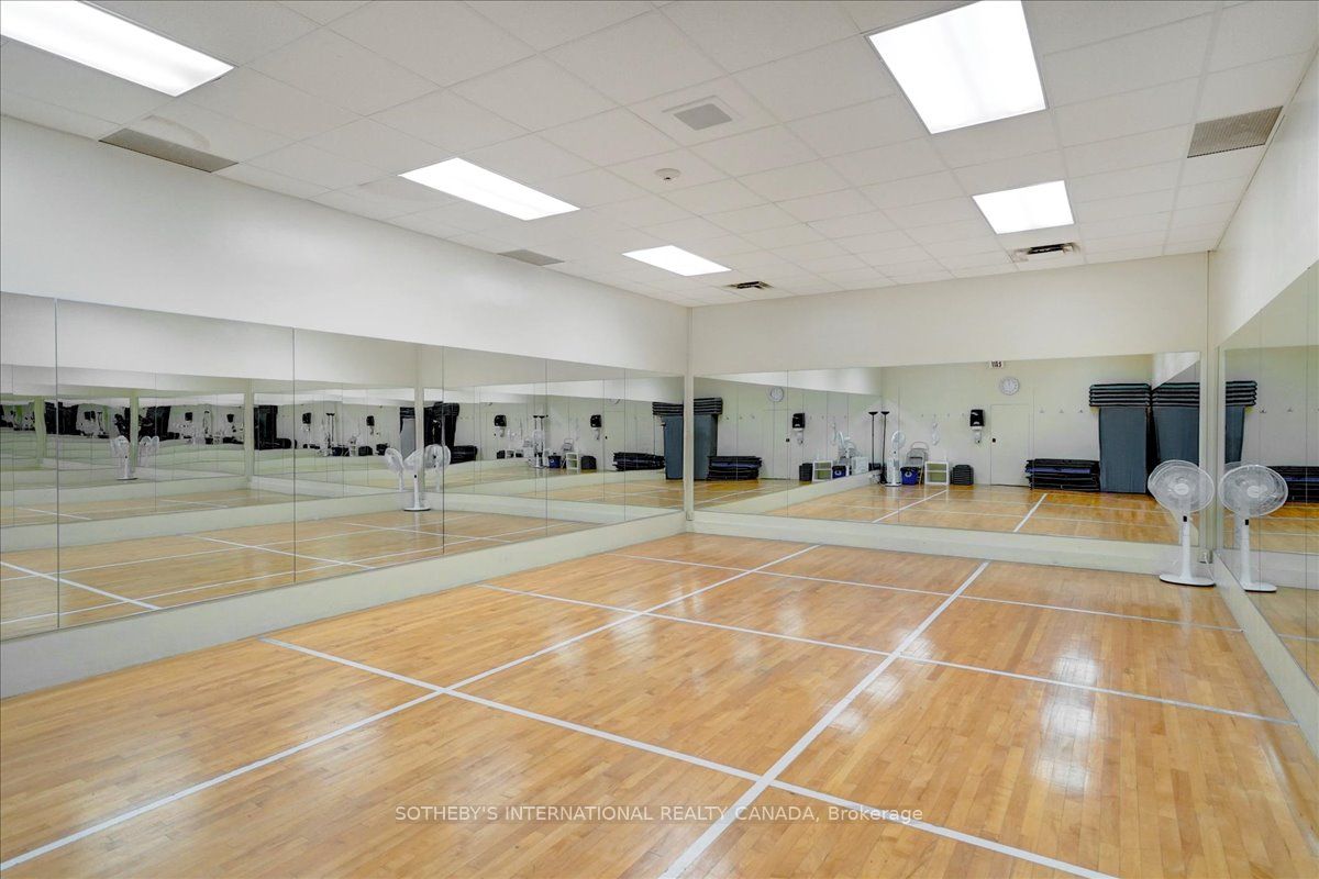 65 Harbour Square 1110 Property Photo 27