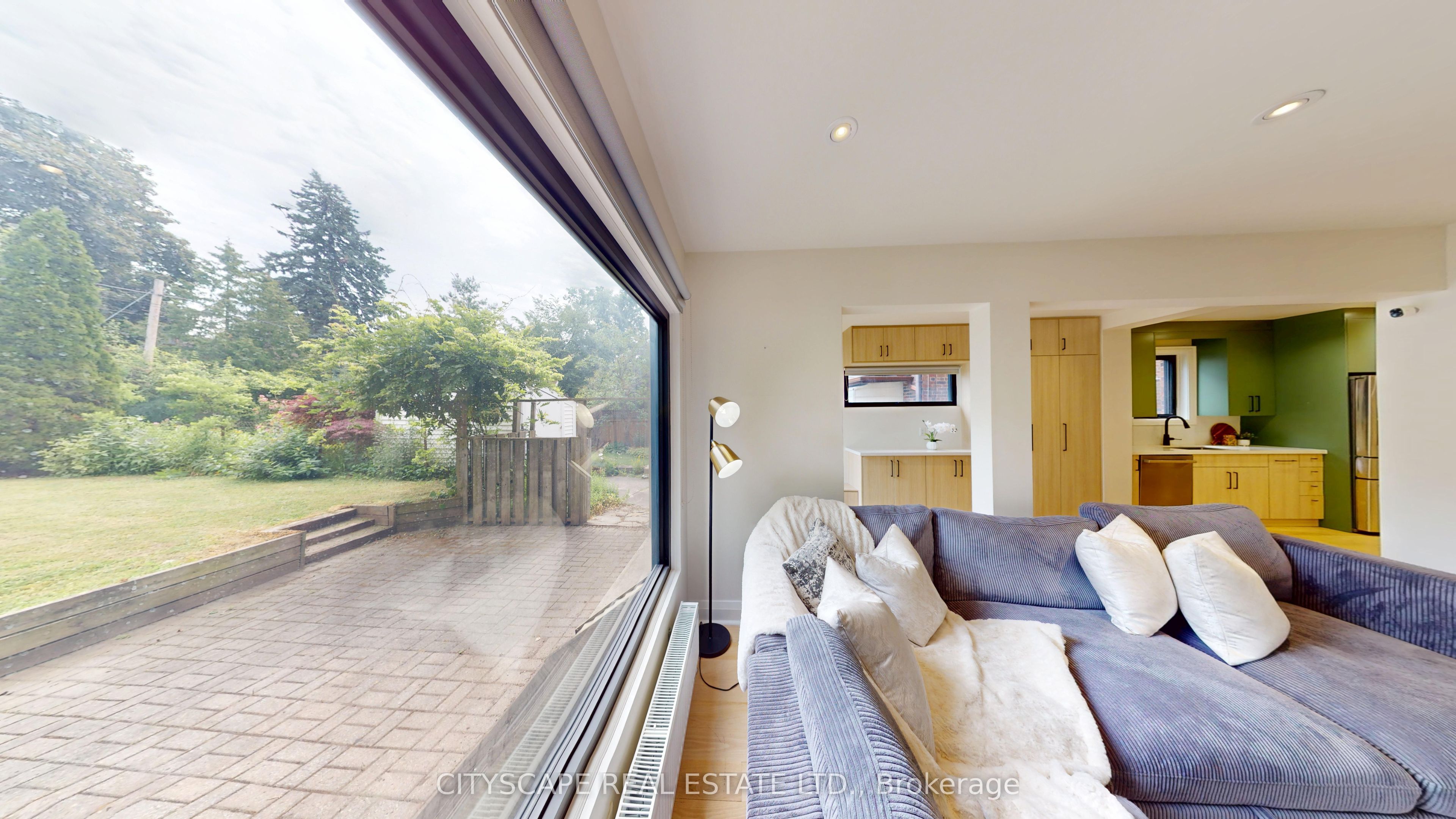 25 Oswald Crescent Property Photo 15