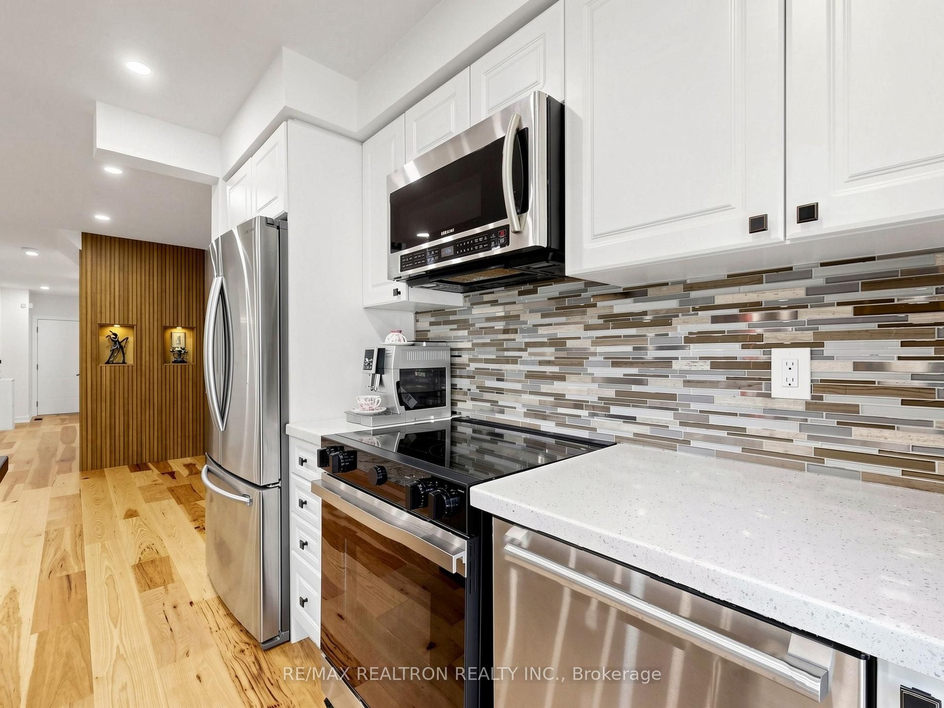 68 Dallimore Circle Property Photo 12