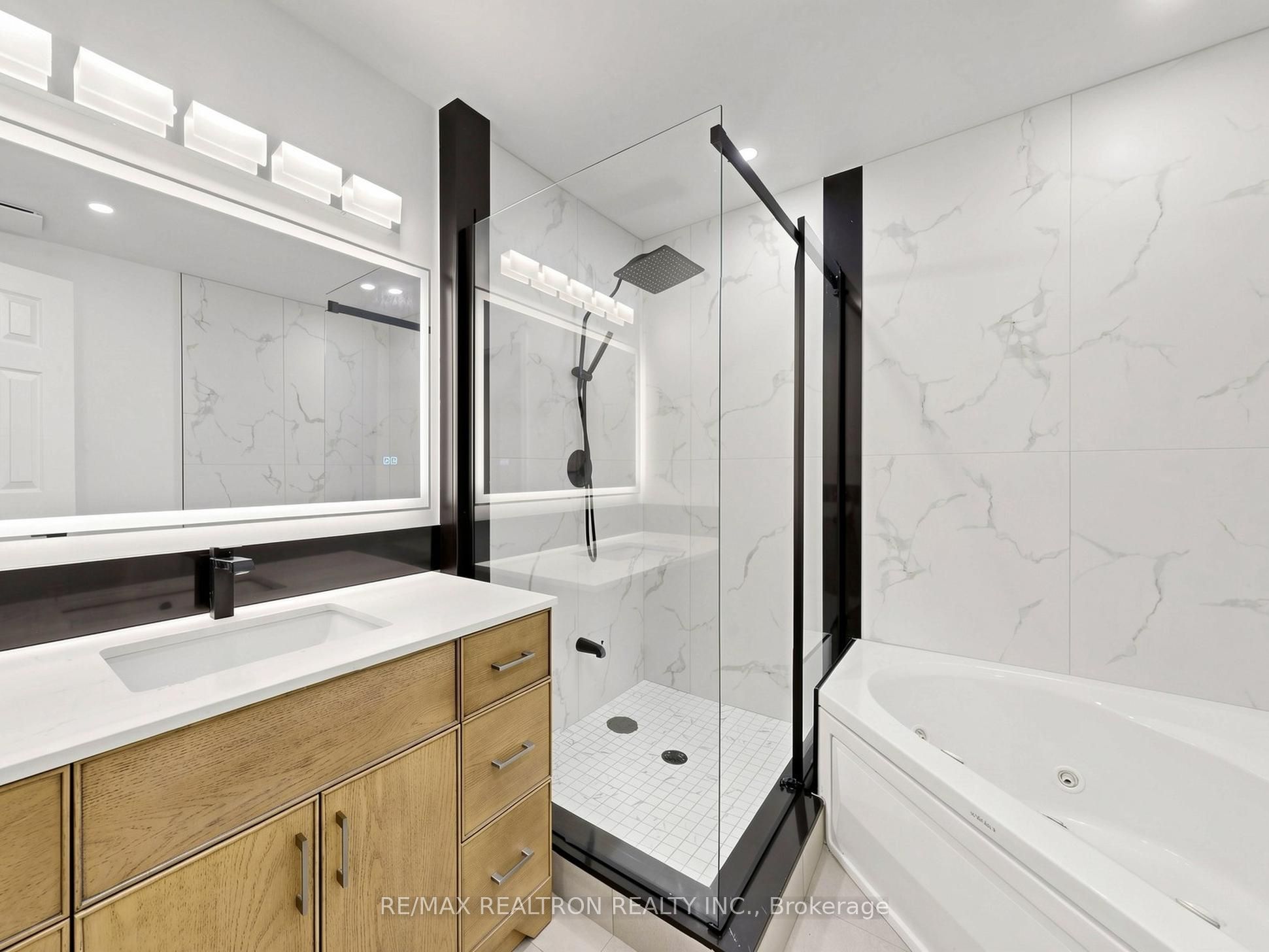 68 Dallimore Circle Property Photo 21