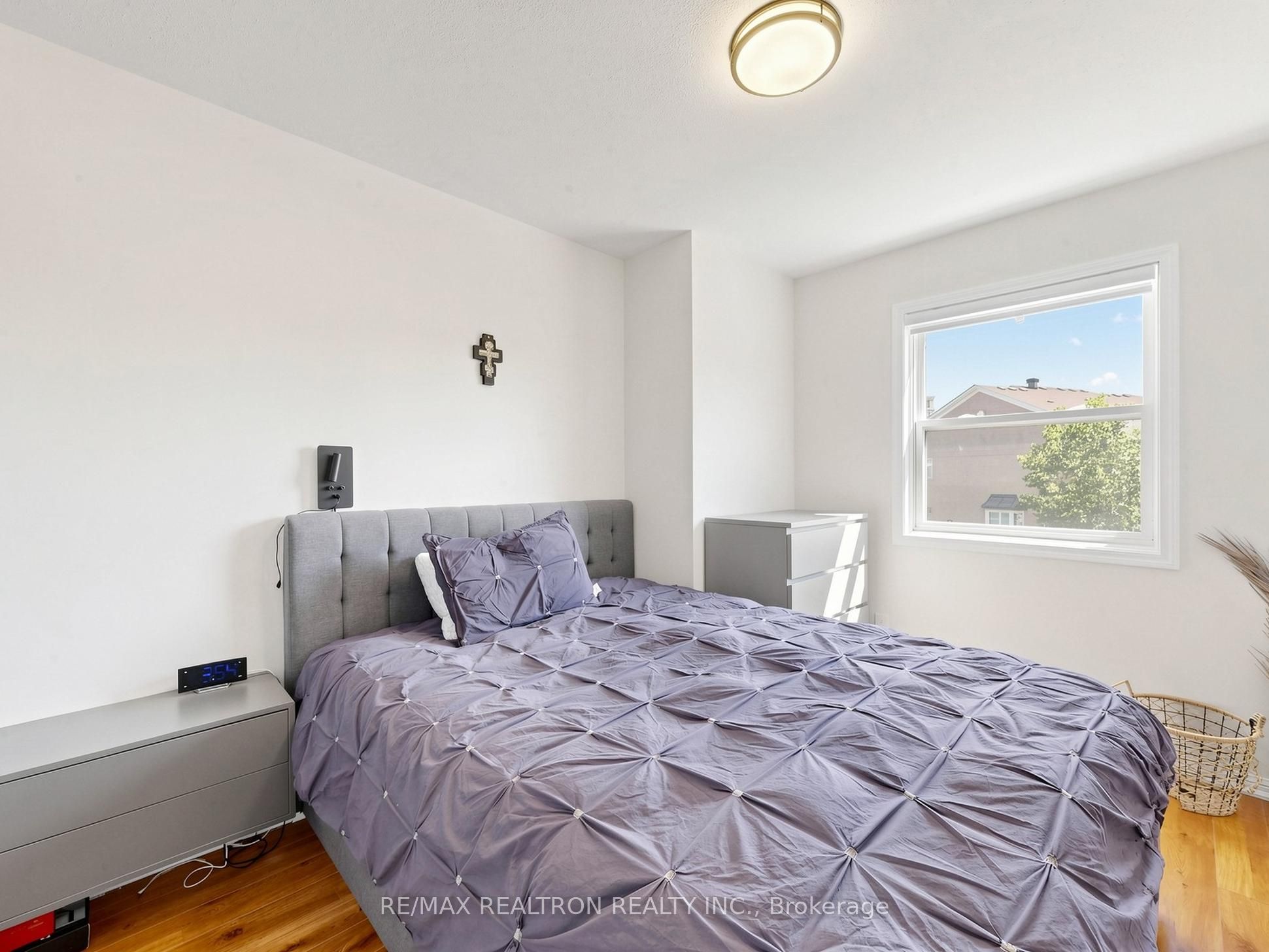 68 Dallimore Circle Property Photo 23