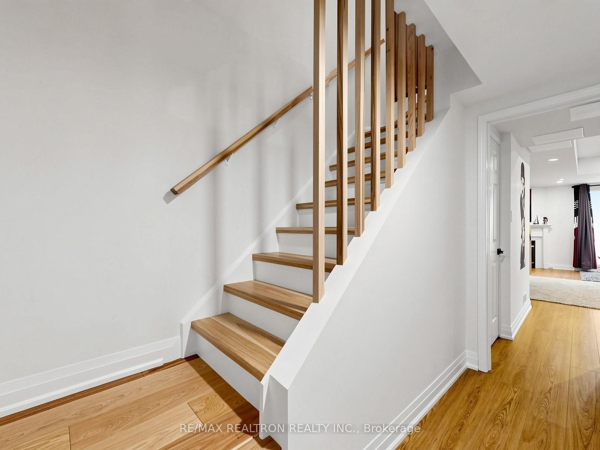 68 Dallimore Circle Property Photo 29