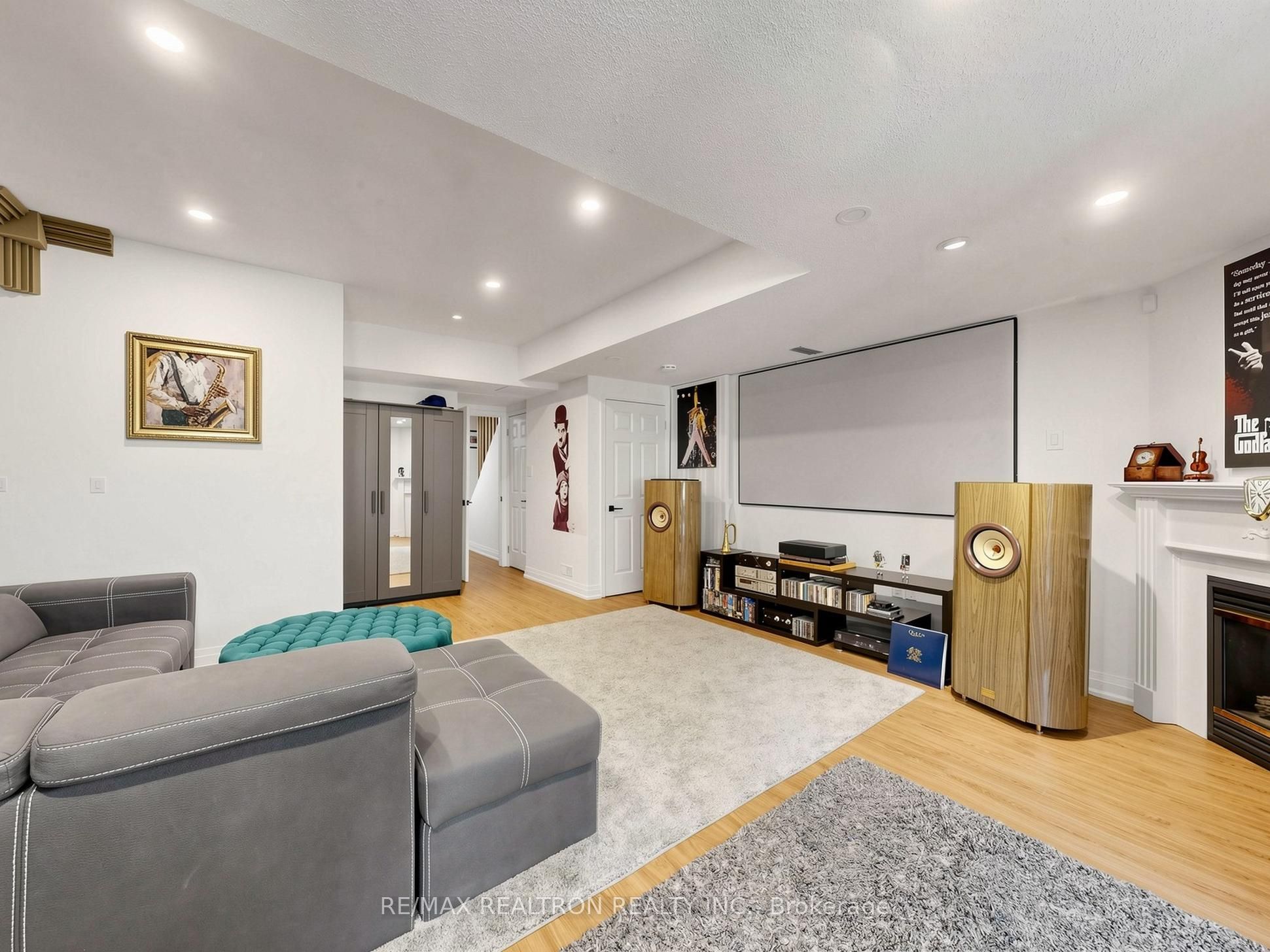68 Dallimore Circle Property Photo 33