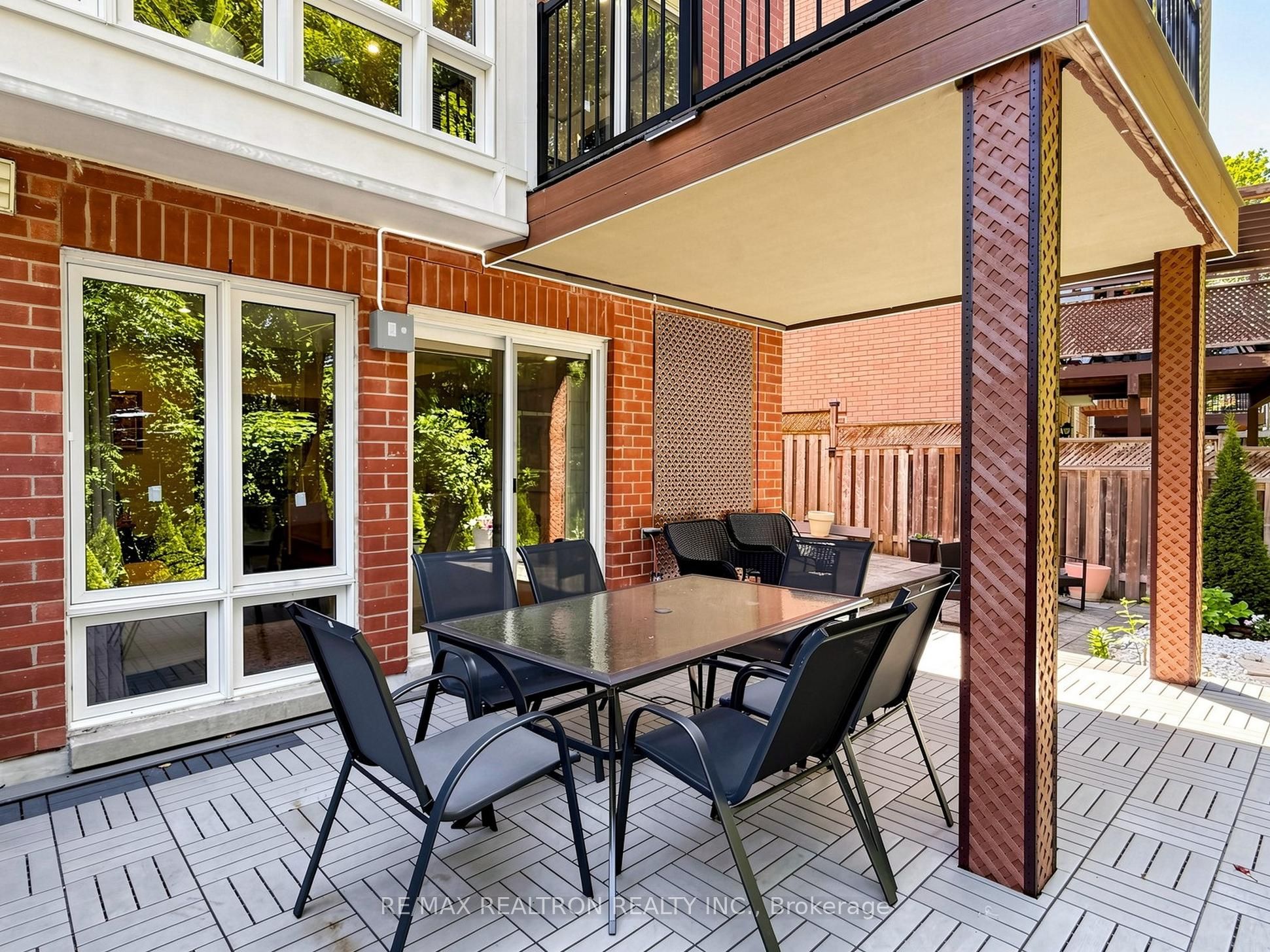 68 Dallimore Circle Property Photo 39
