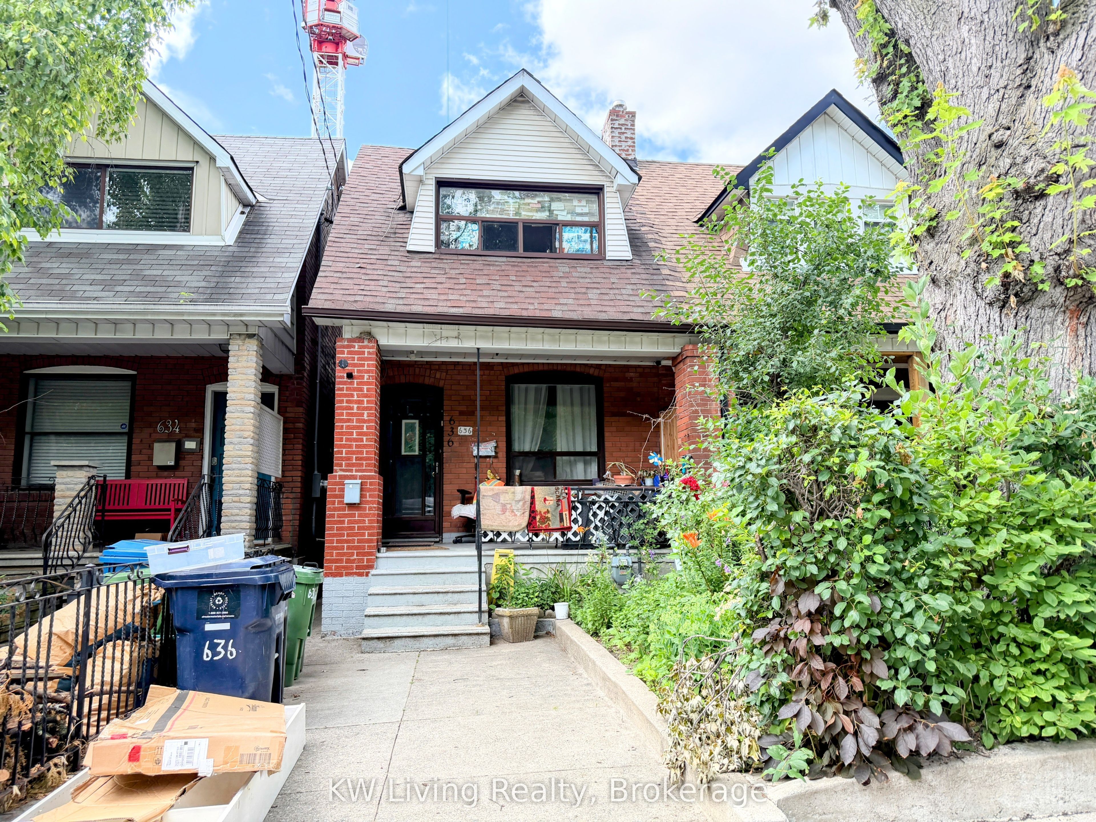 636 Clinton Street