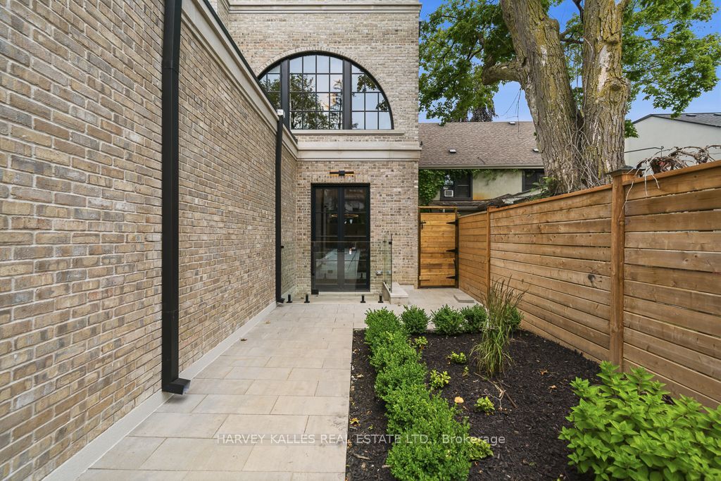 204 Forest Hill Road Property Photo 48
