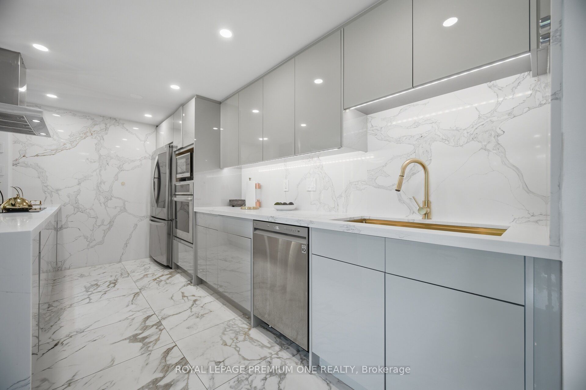 100 Canyon Avenue 302 Property Photo 13