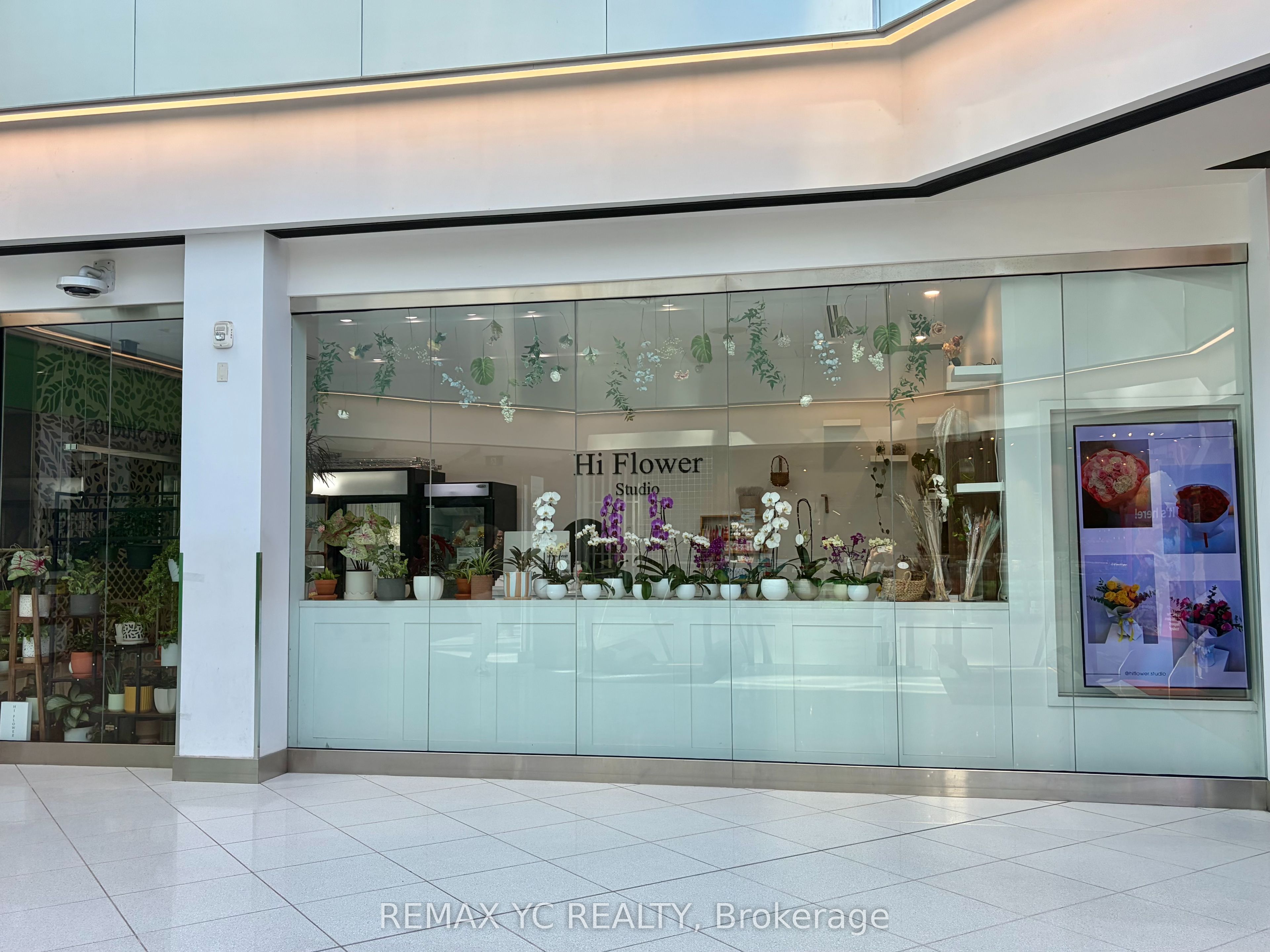 2 St. Clair Avenue E 105