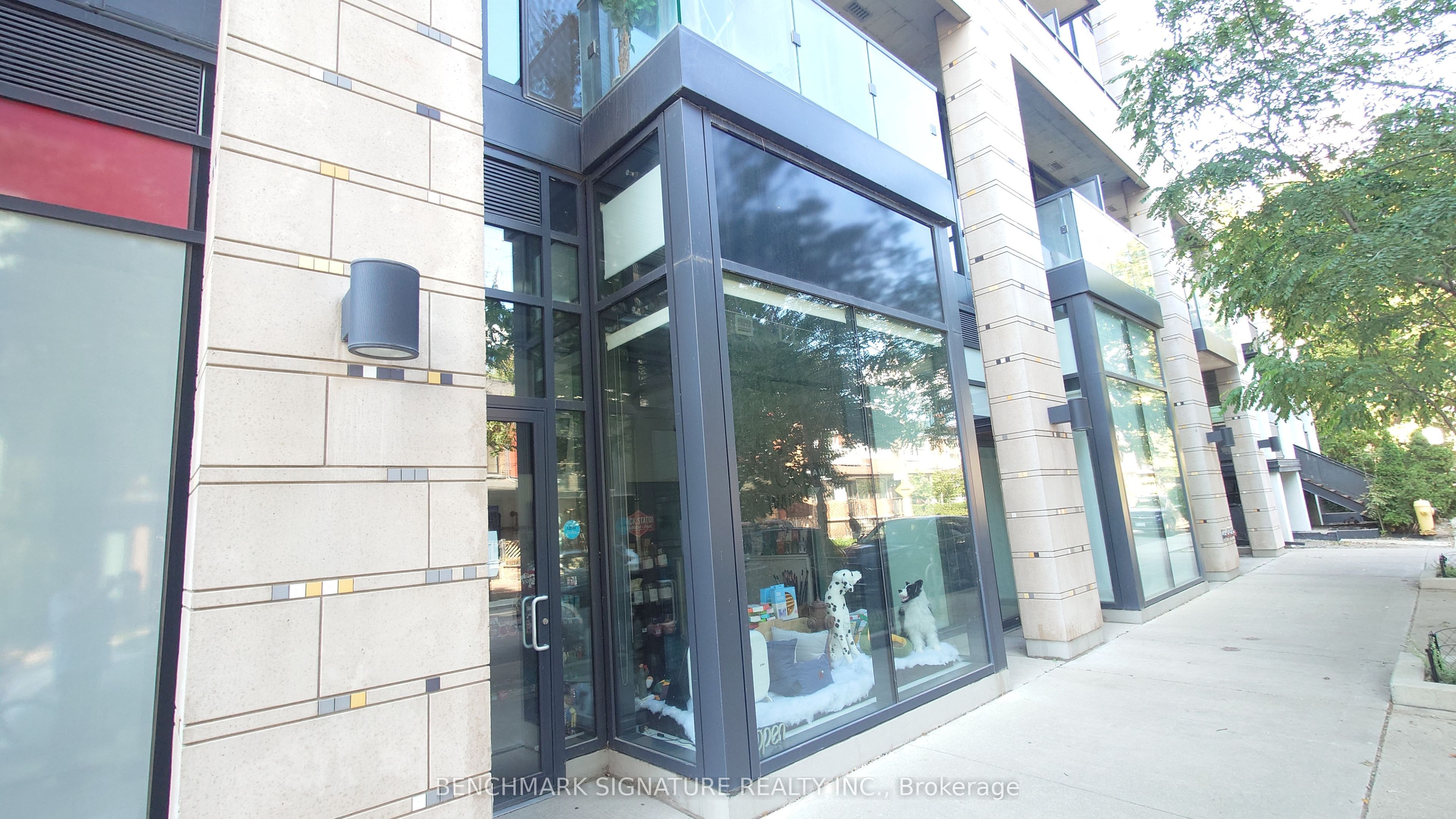 22 Dovercourt Road Property Photo 2