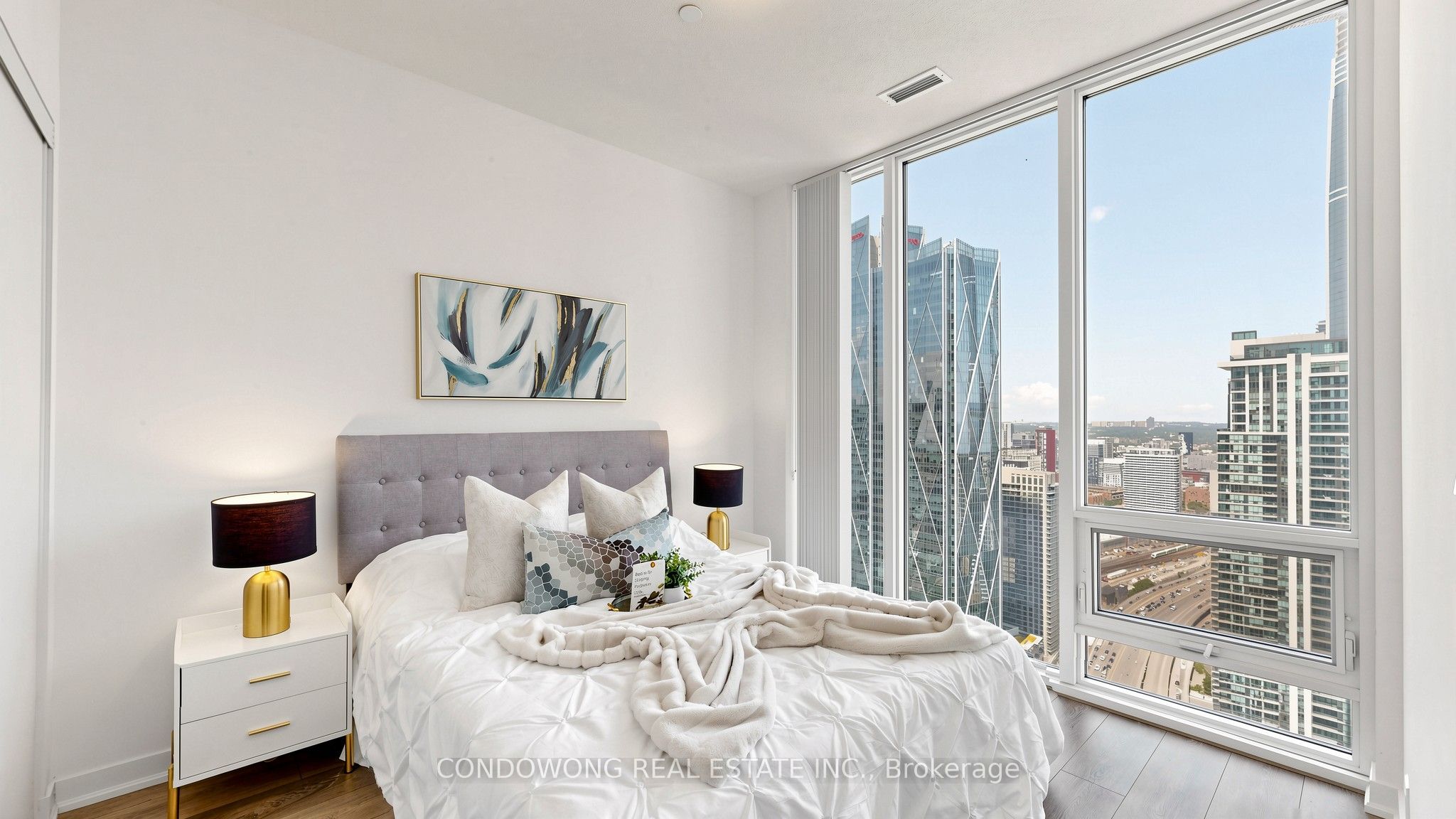 100 Harbour Street 4905 Property Photo 14