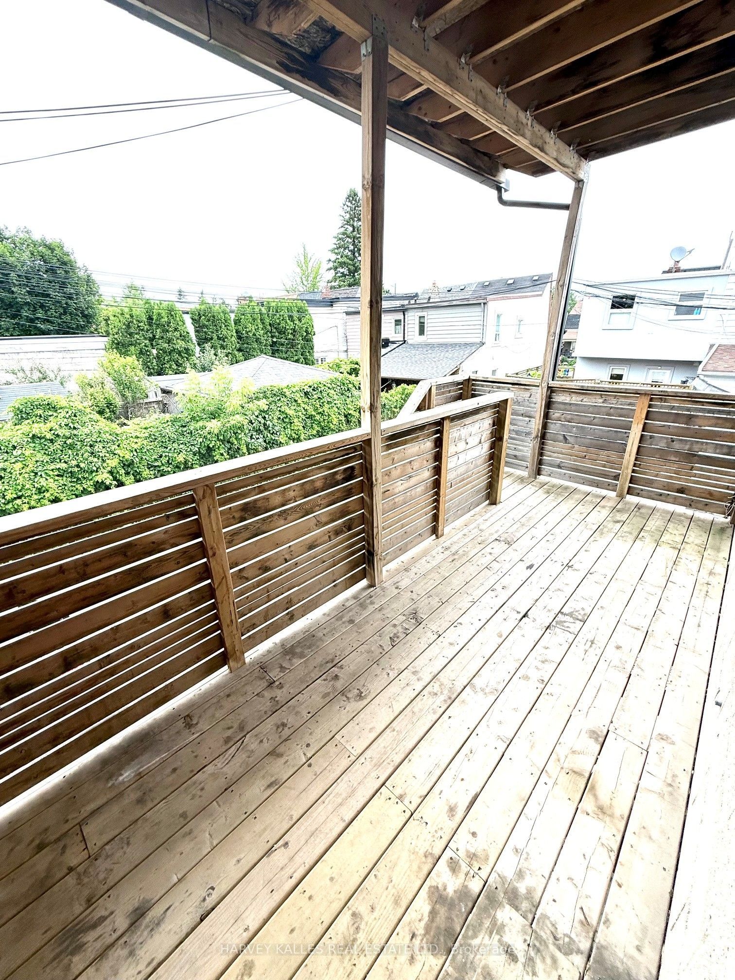 427 Vaughan Road Unit B Property Photo 8