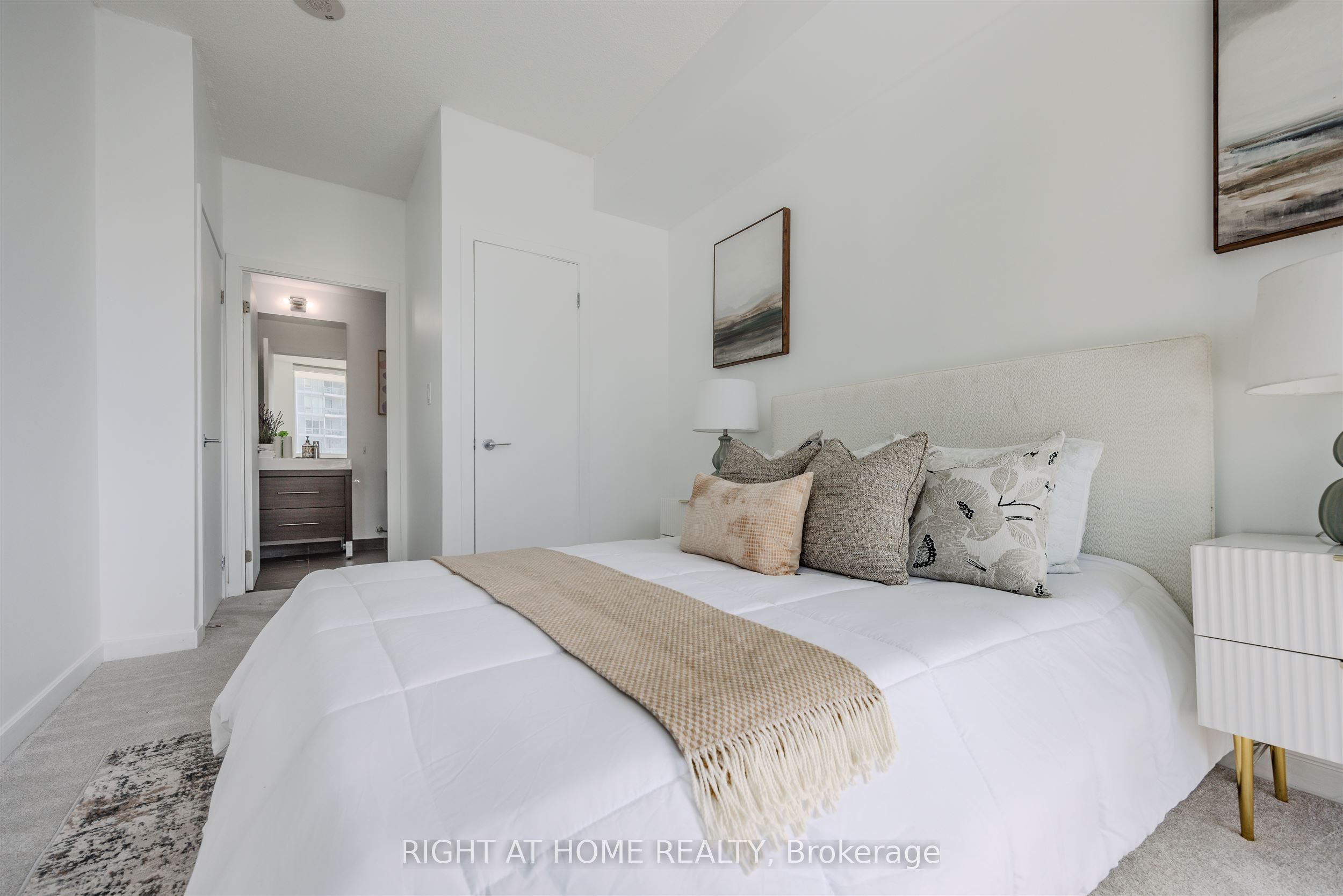 70 Forest Manor Road 206 Property Photo 22